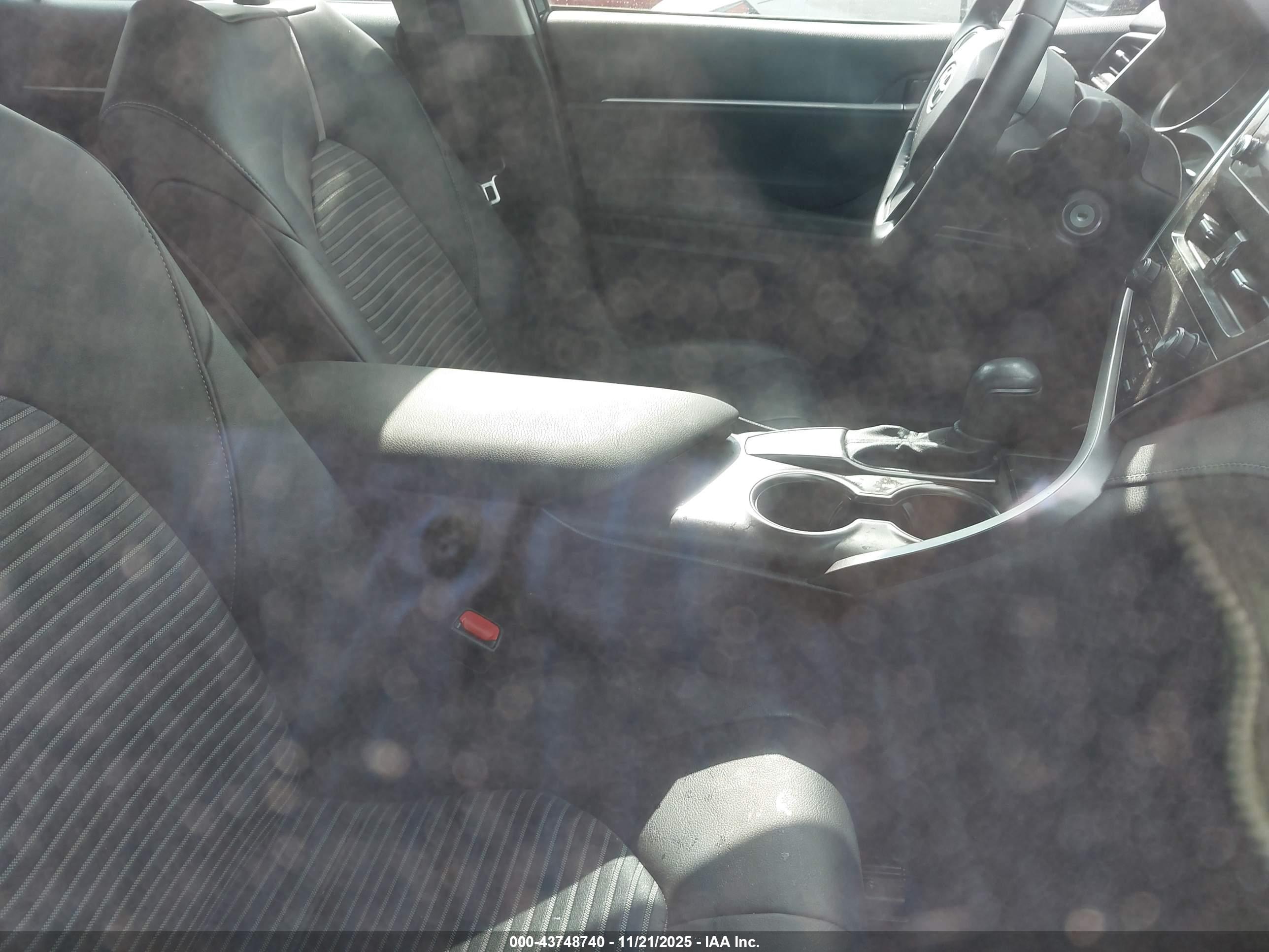 TOYOTA CAMRY image 5