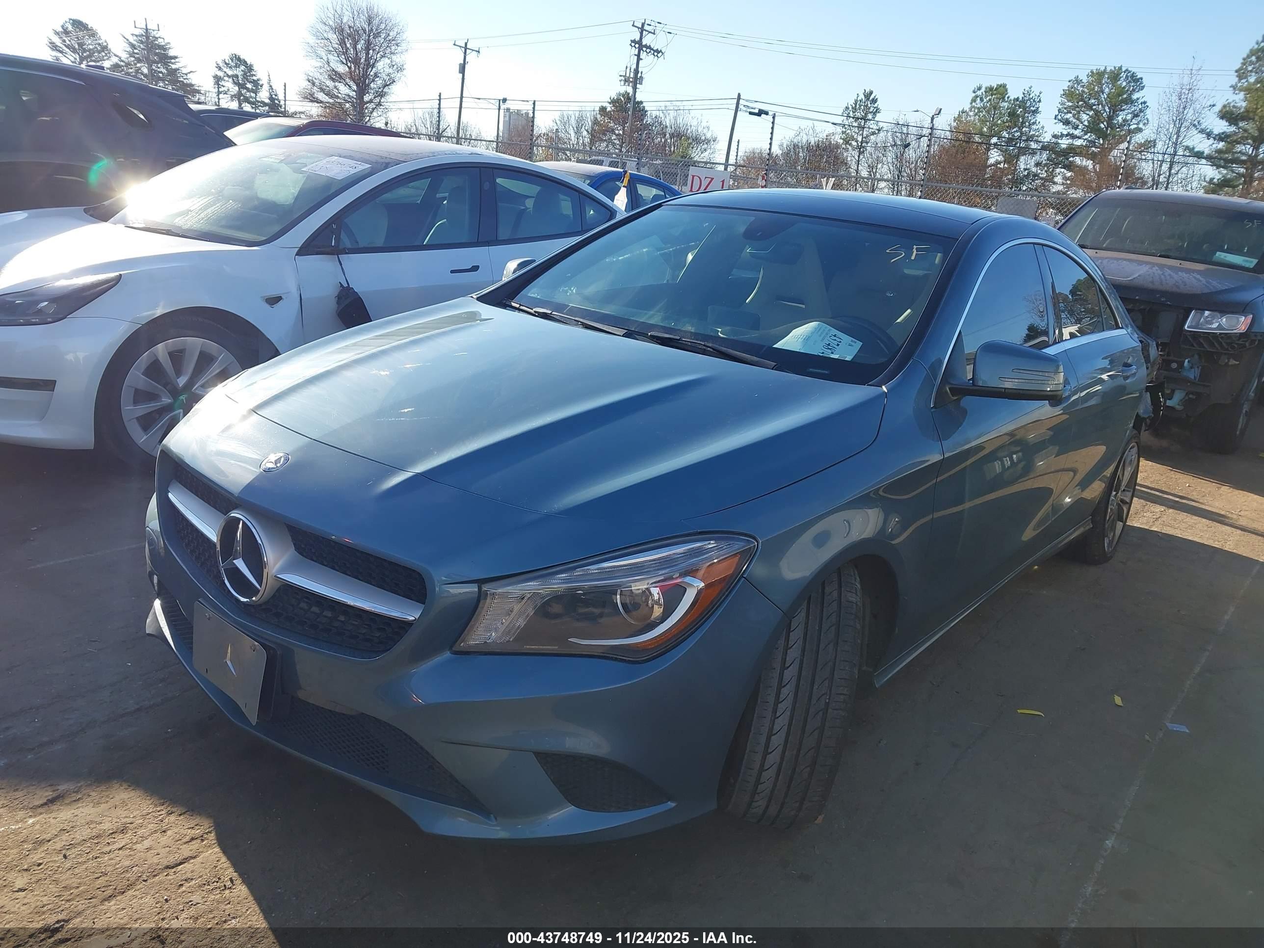MERCEDES-BENZ CLA image 2