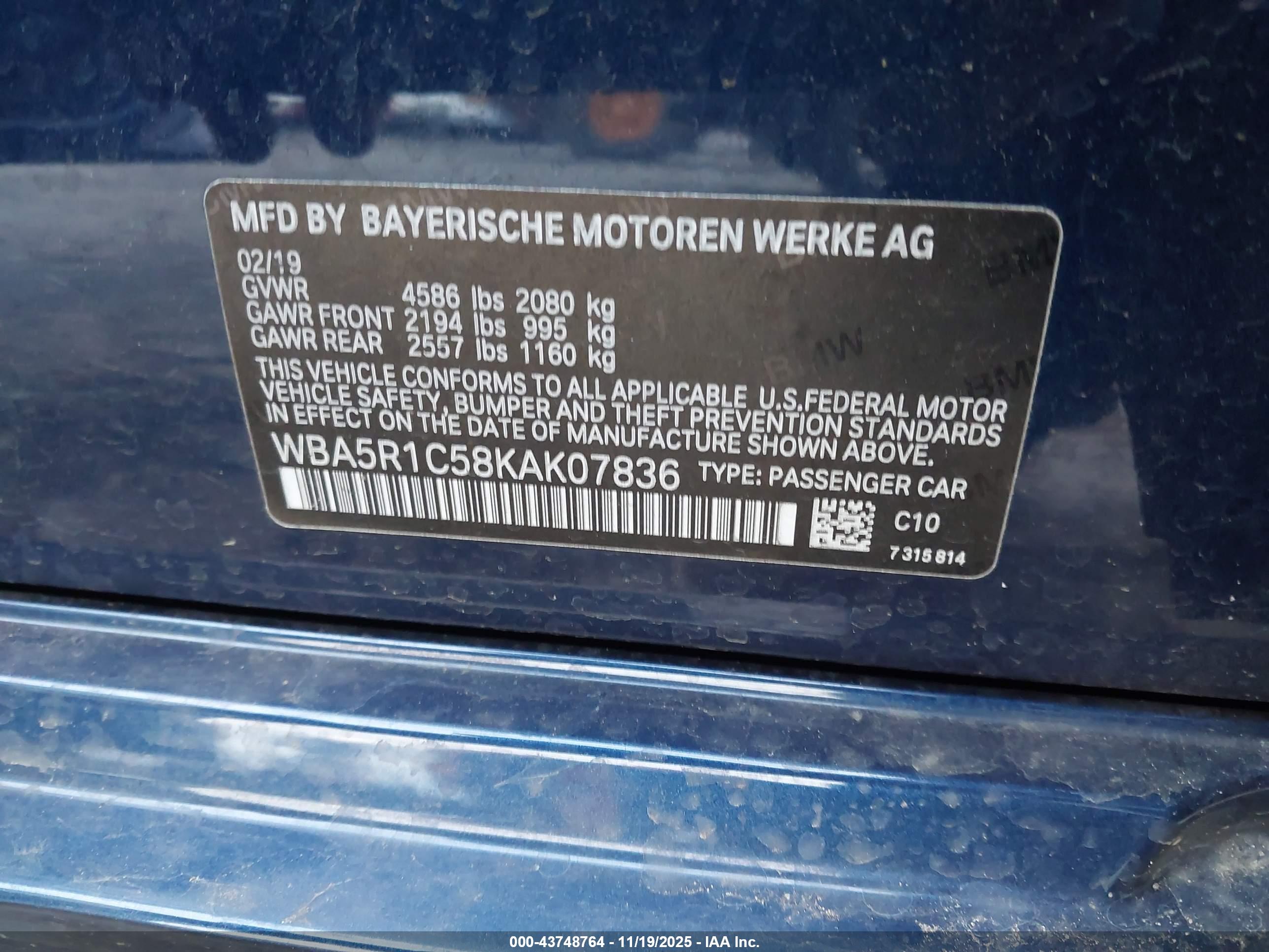 BMW 330I image 9