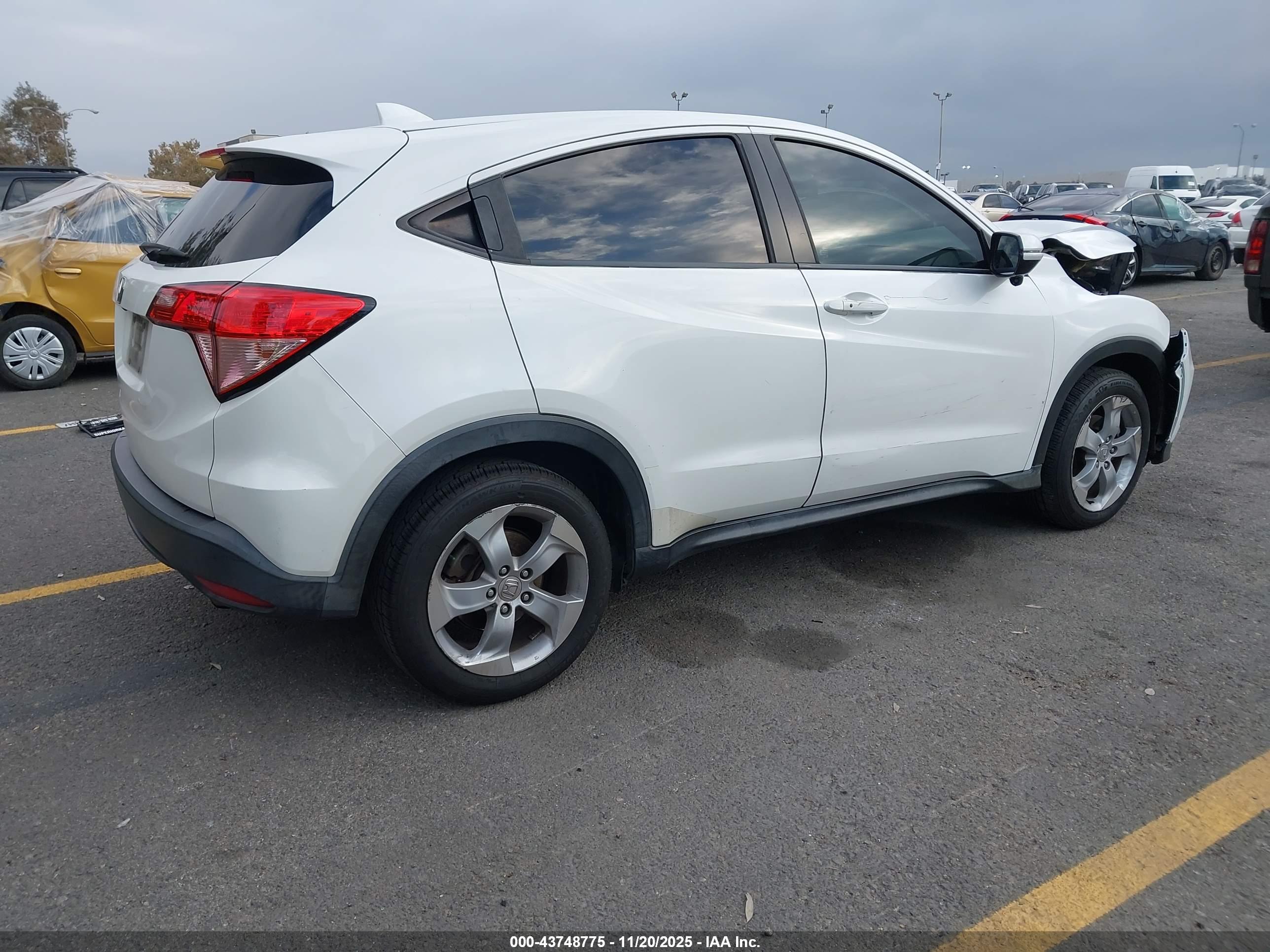 HONDA HR-V image 4