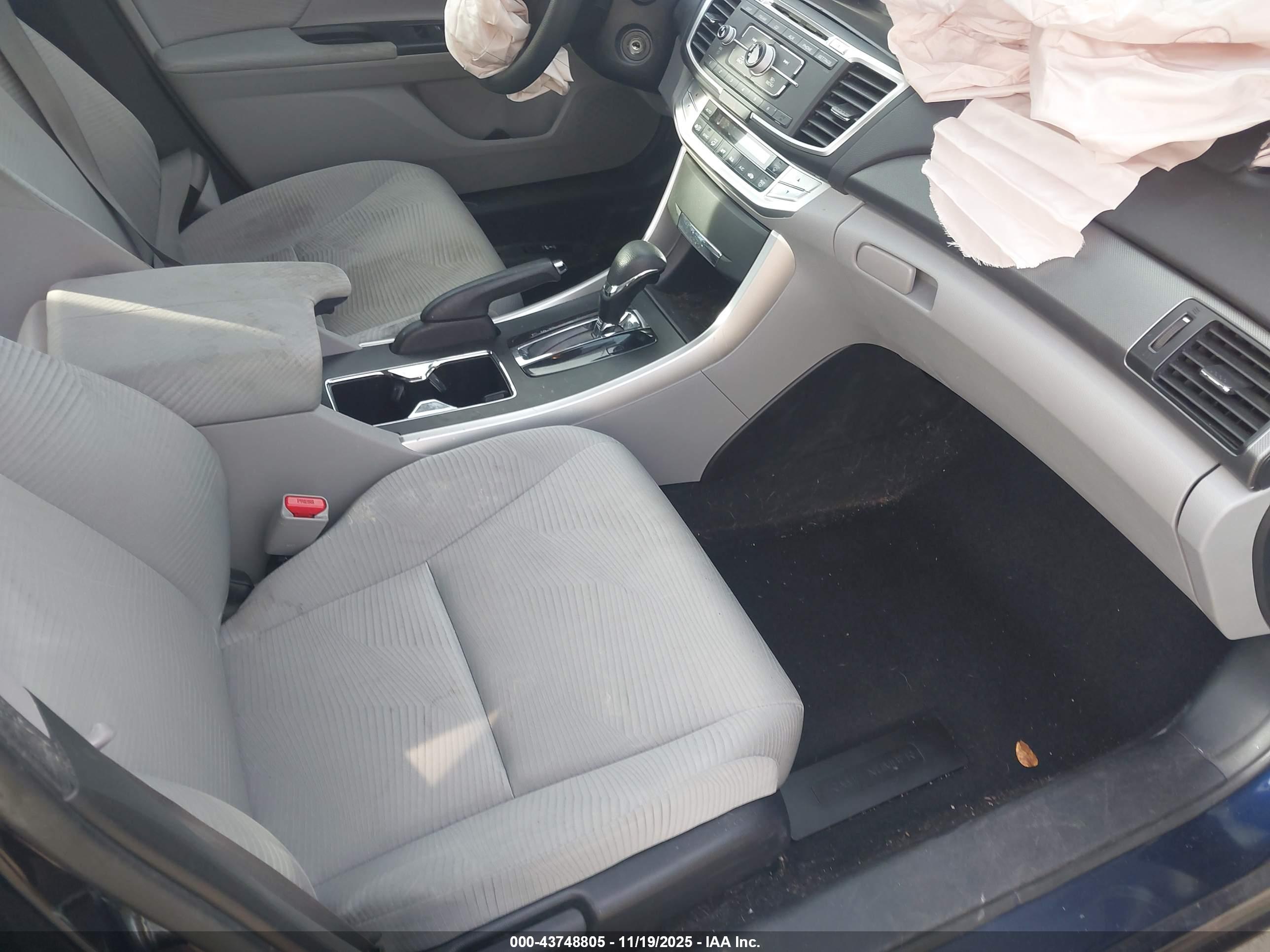 HONDA ACCORD image 5