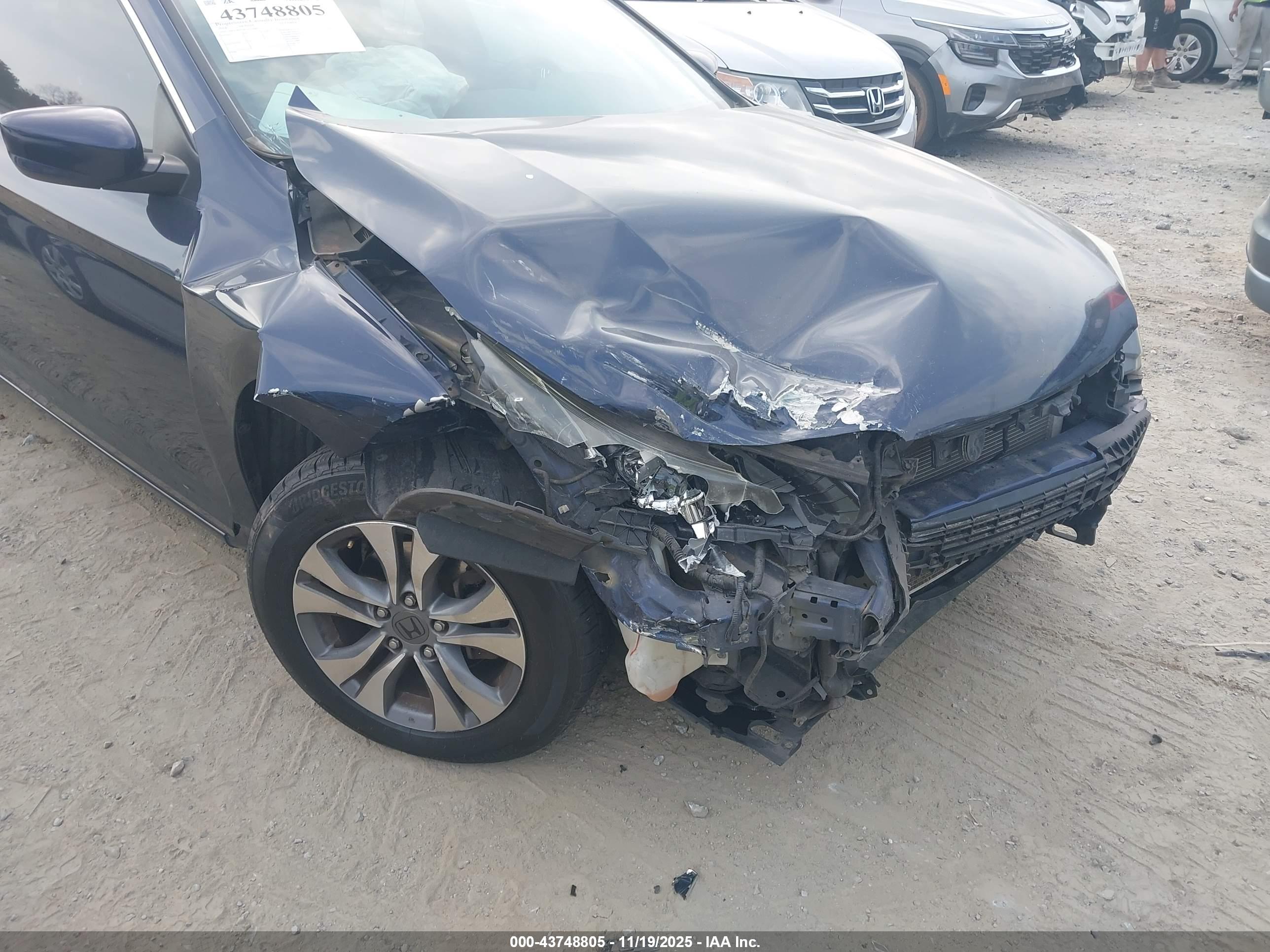 HONDA ACCORD image 6