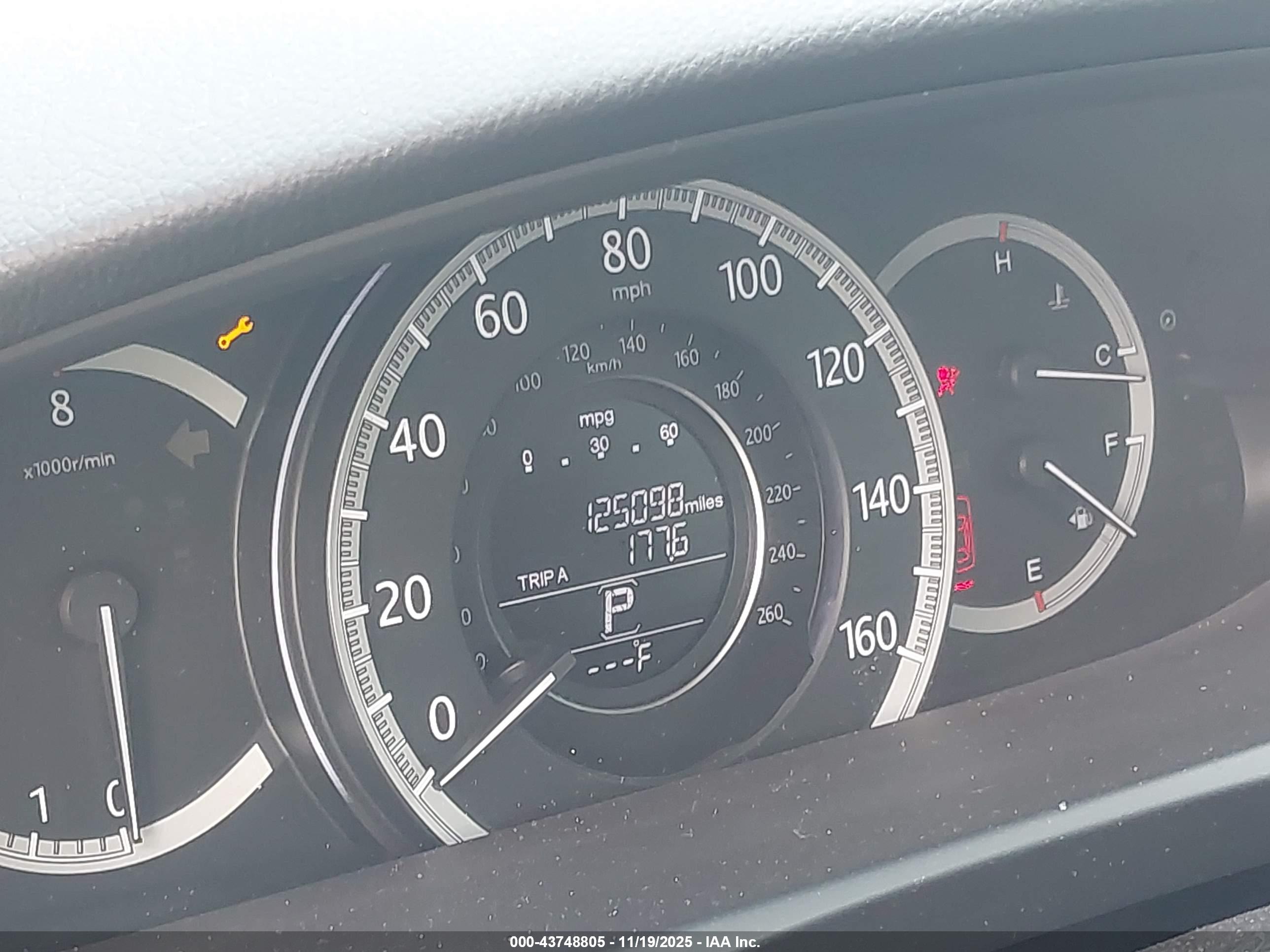 HONDA ACCORD image 7