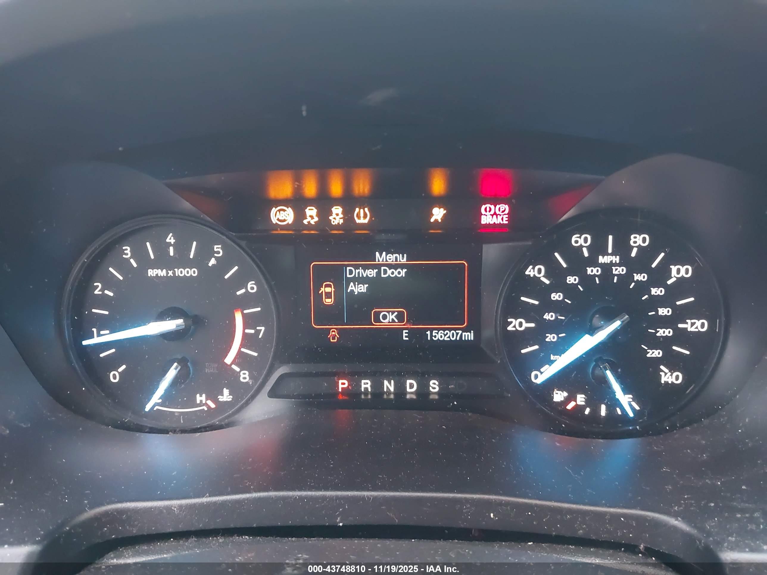 FORD EXPLORER image 7
