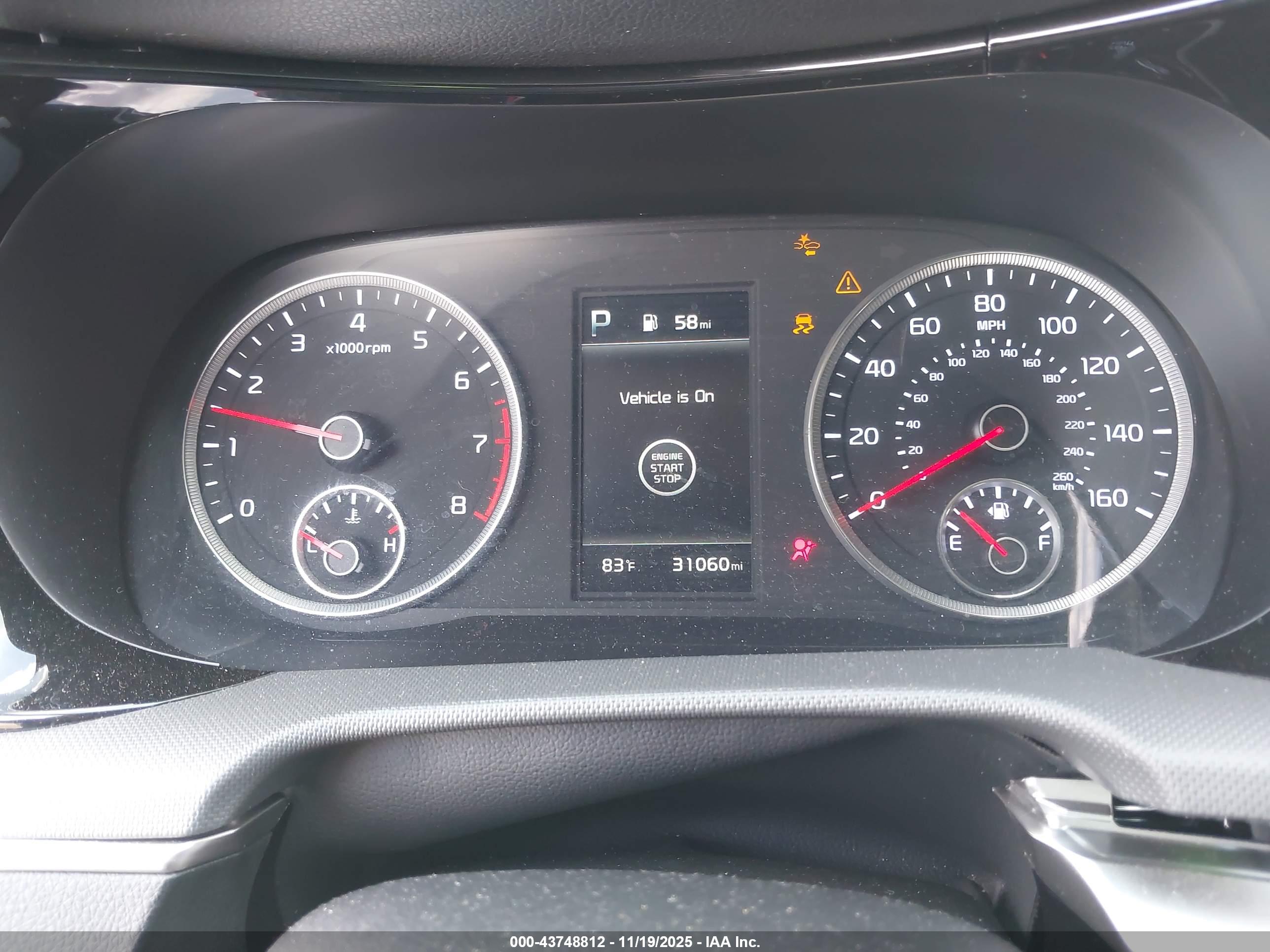 KIA K5 image 7