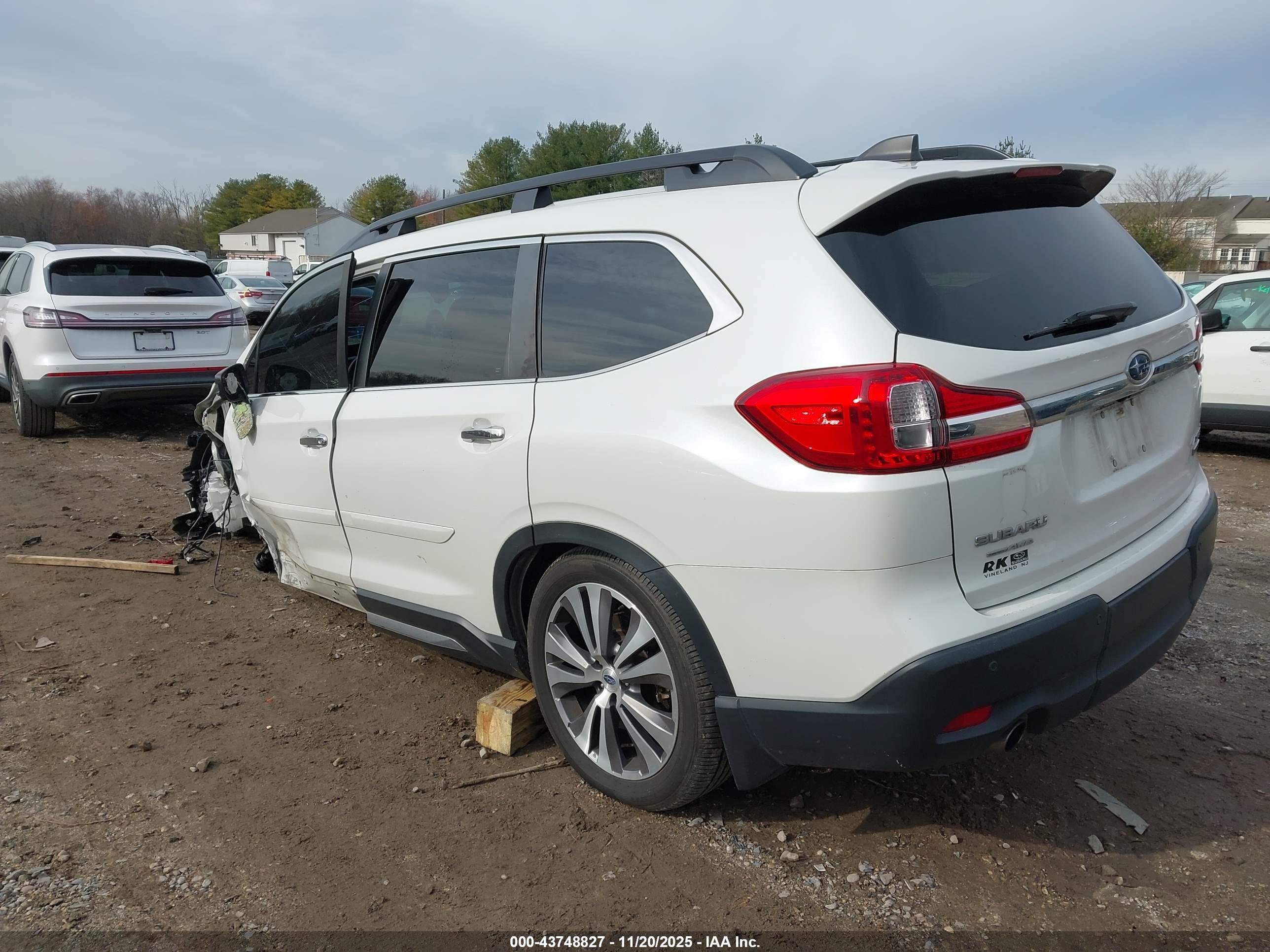 SUBARU ASCENT image 3