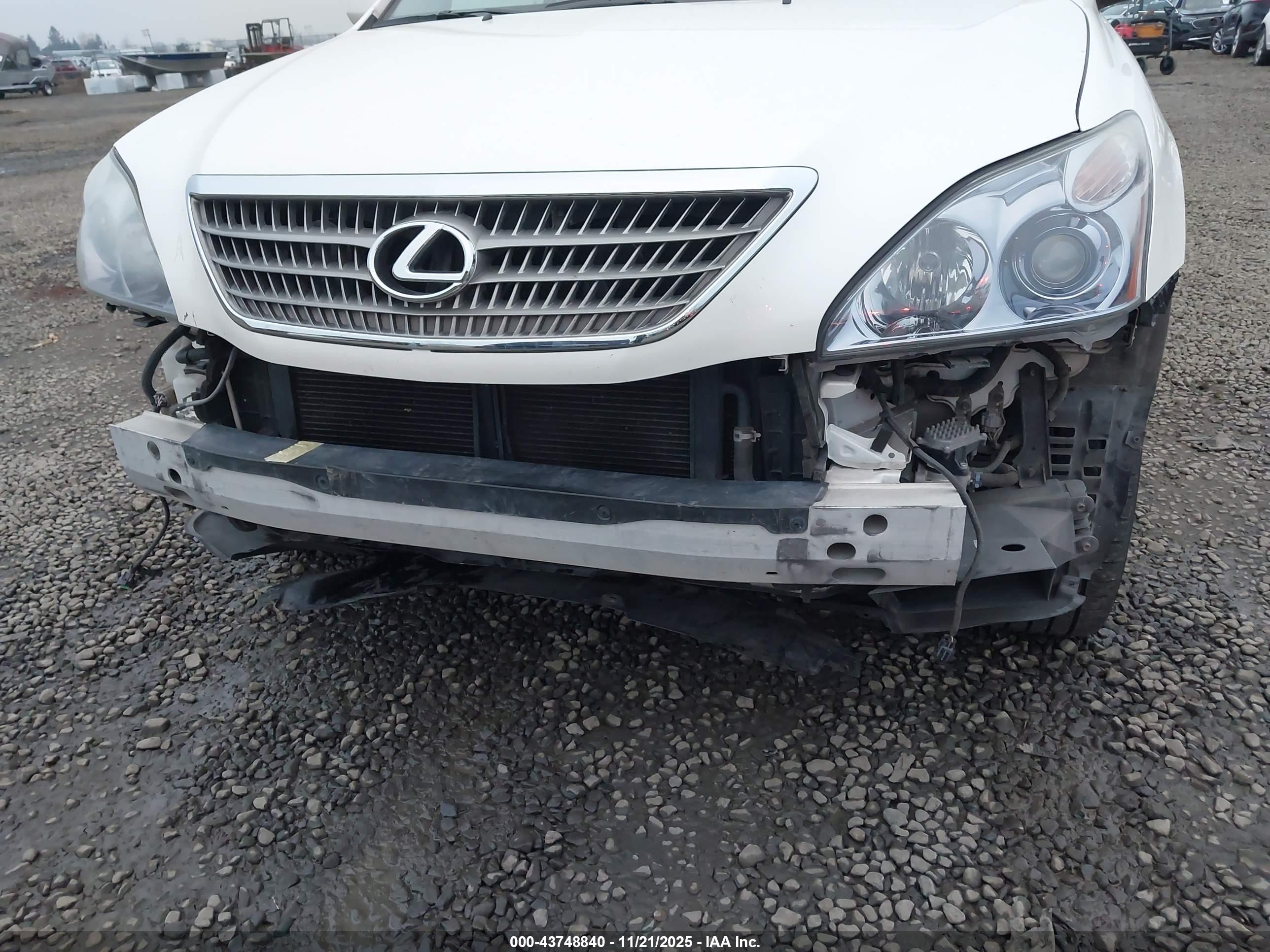 LEXUS RX image 6