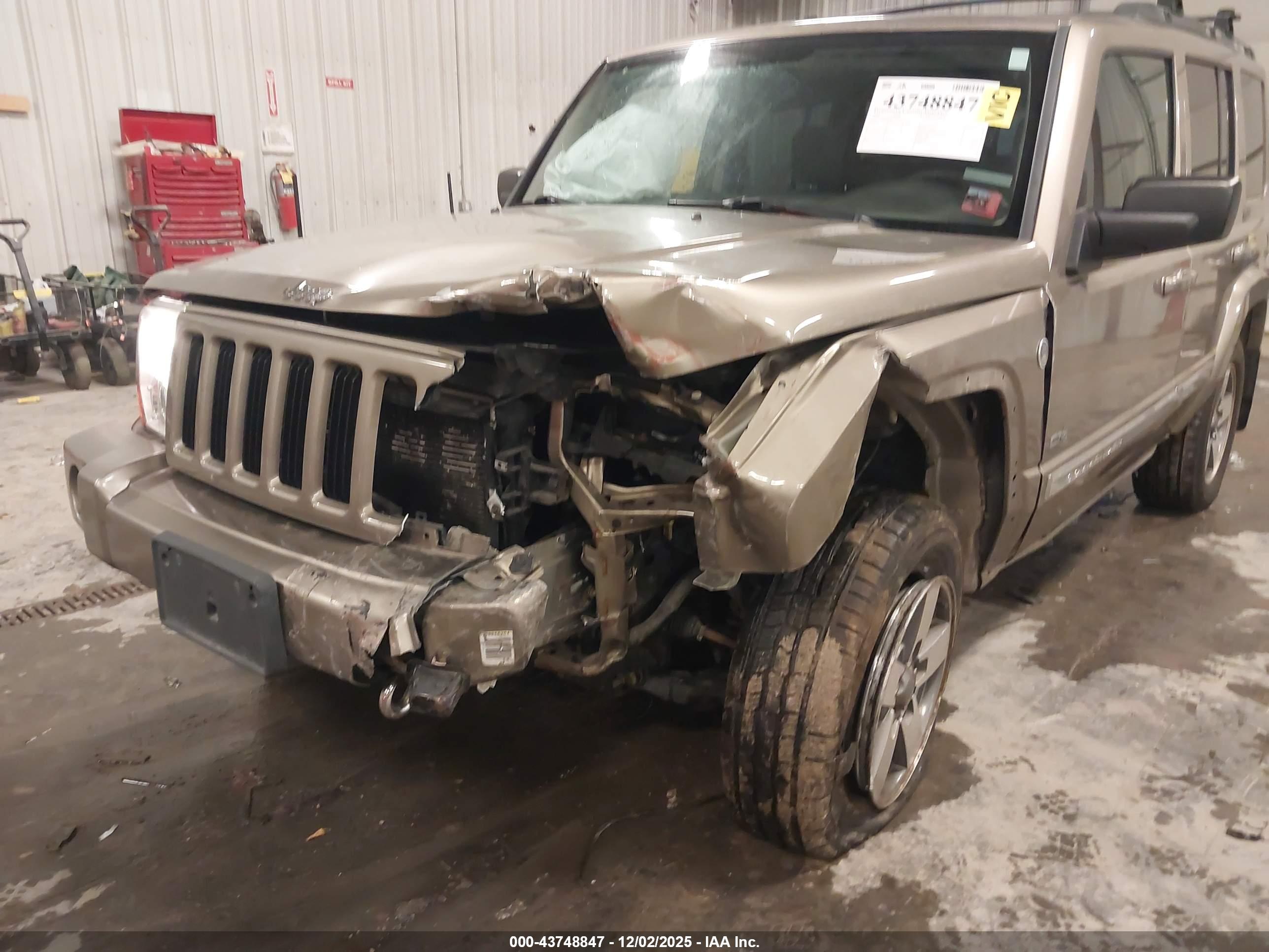 JEEP COMMANDER image 6