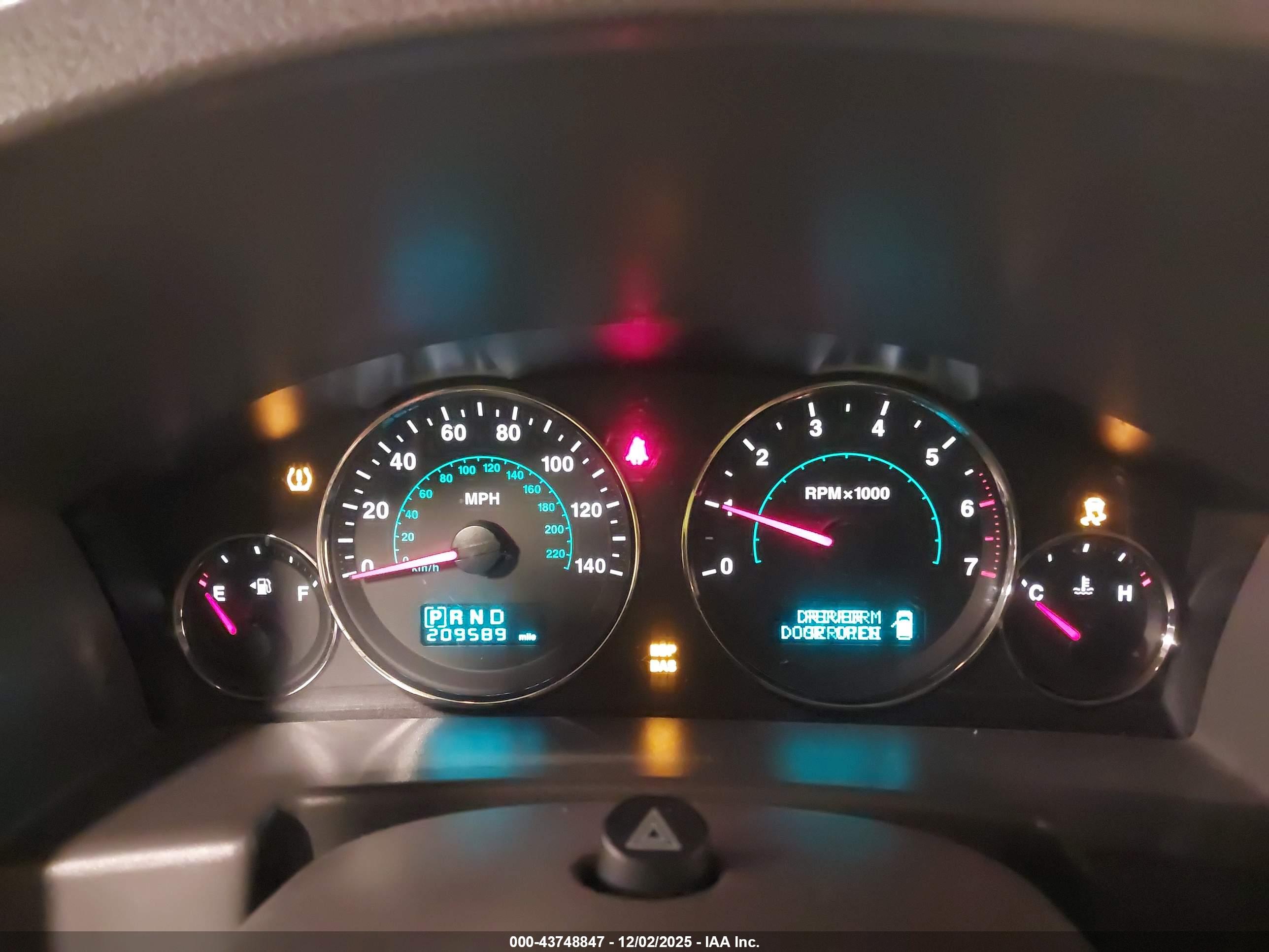 JEEP COMMANDER image 7