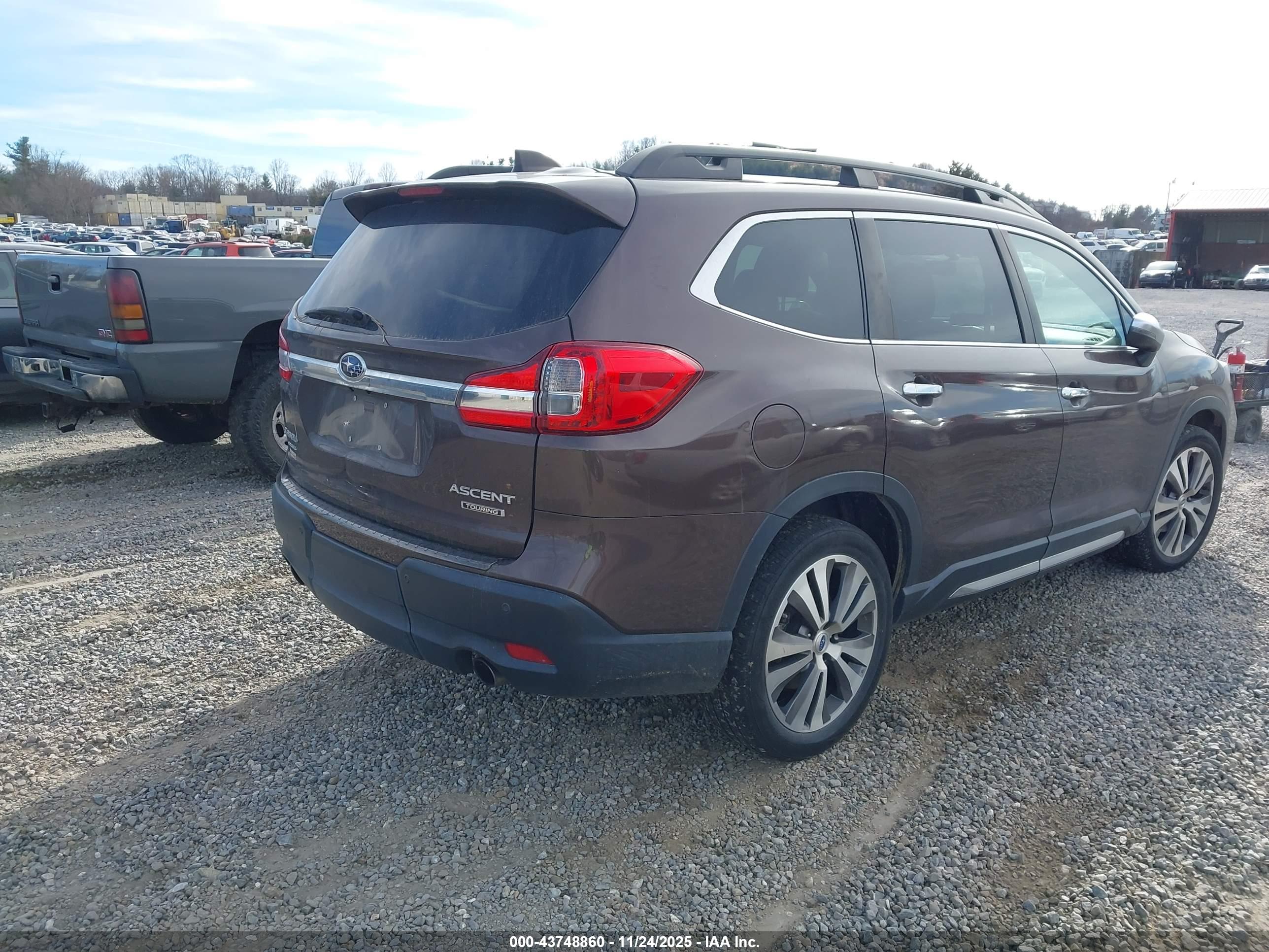 SUBARU ASCENT image 4