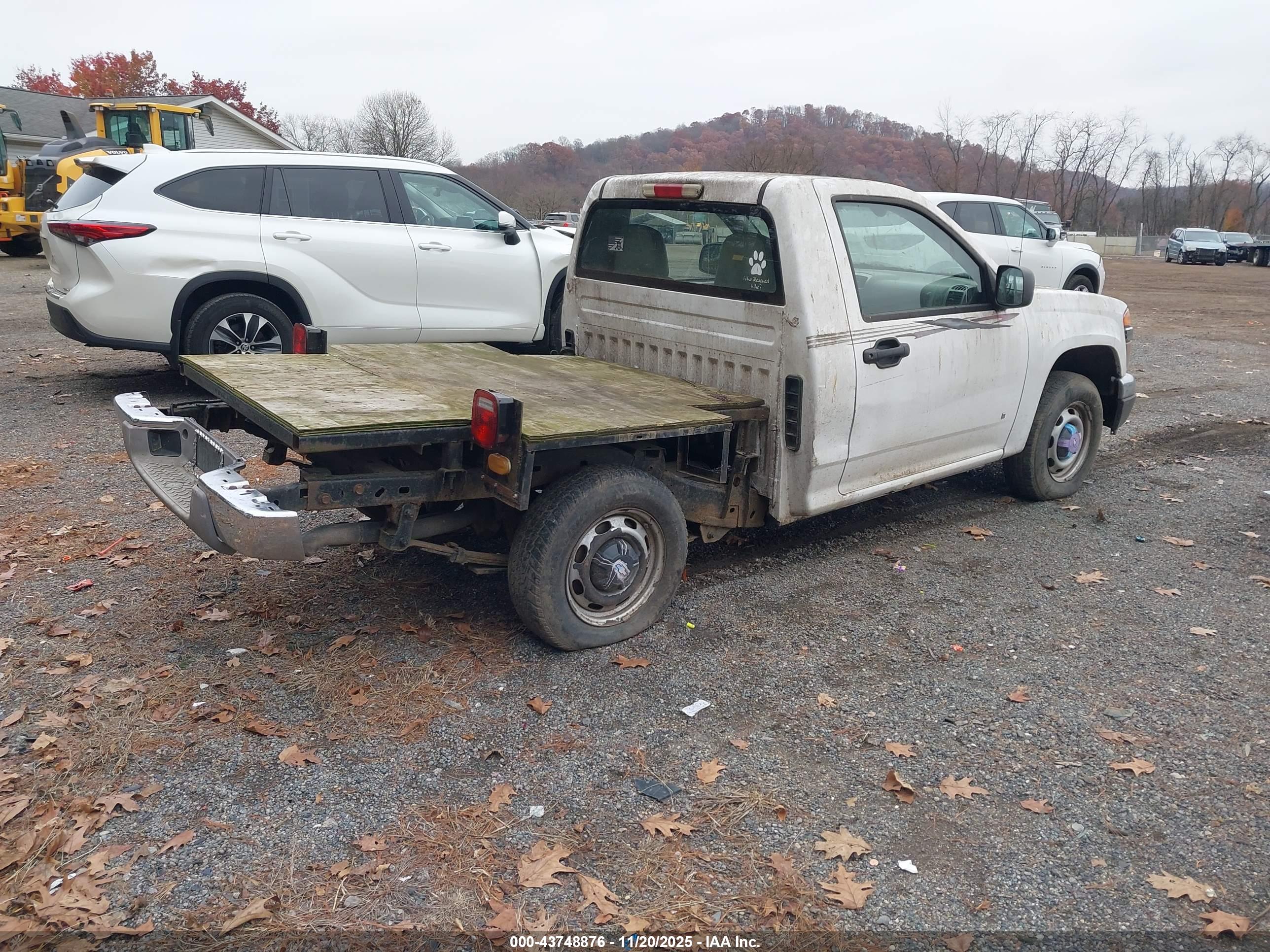CHEVROLET COLORADO image 4