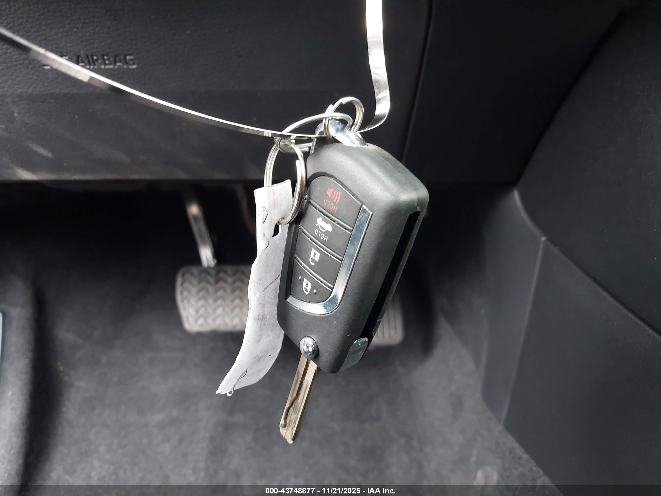 TOYOTA COROLLA image 11