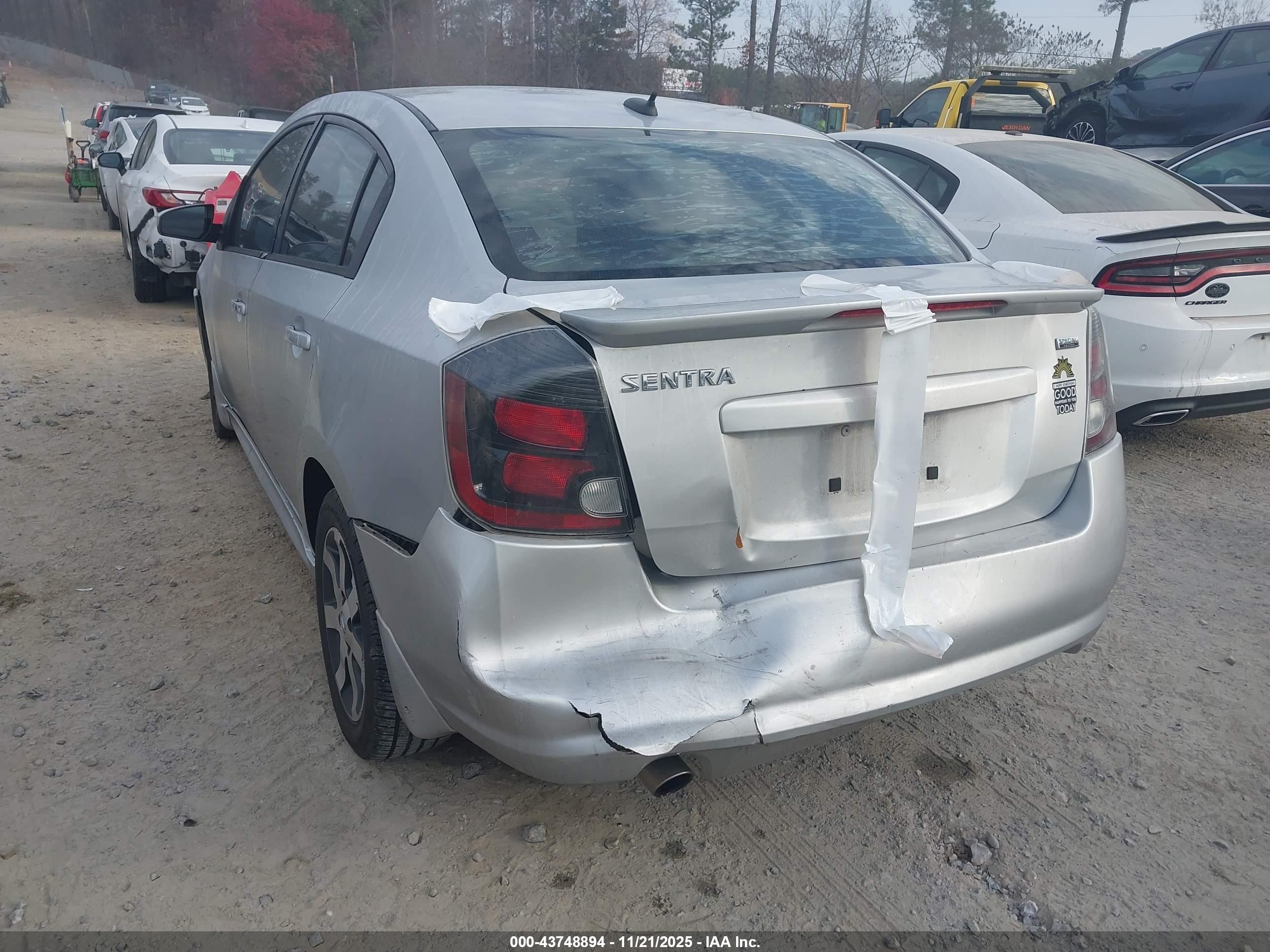 NISSAN SENTRA image 3