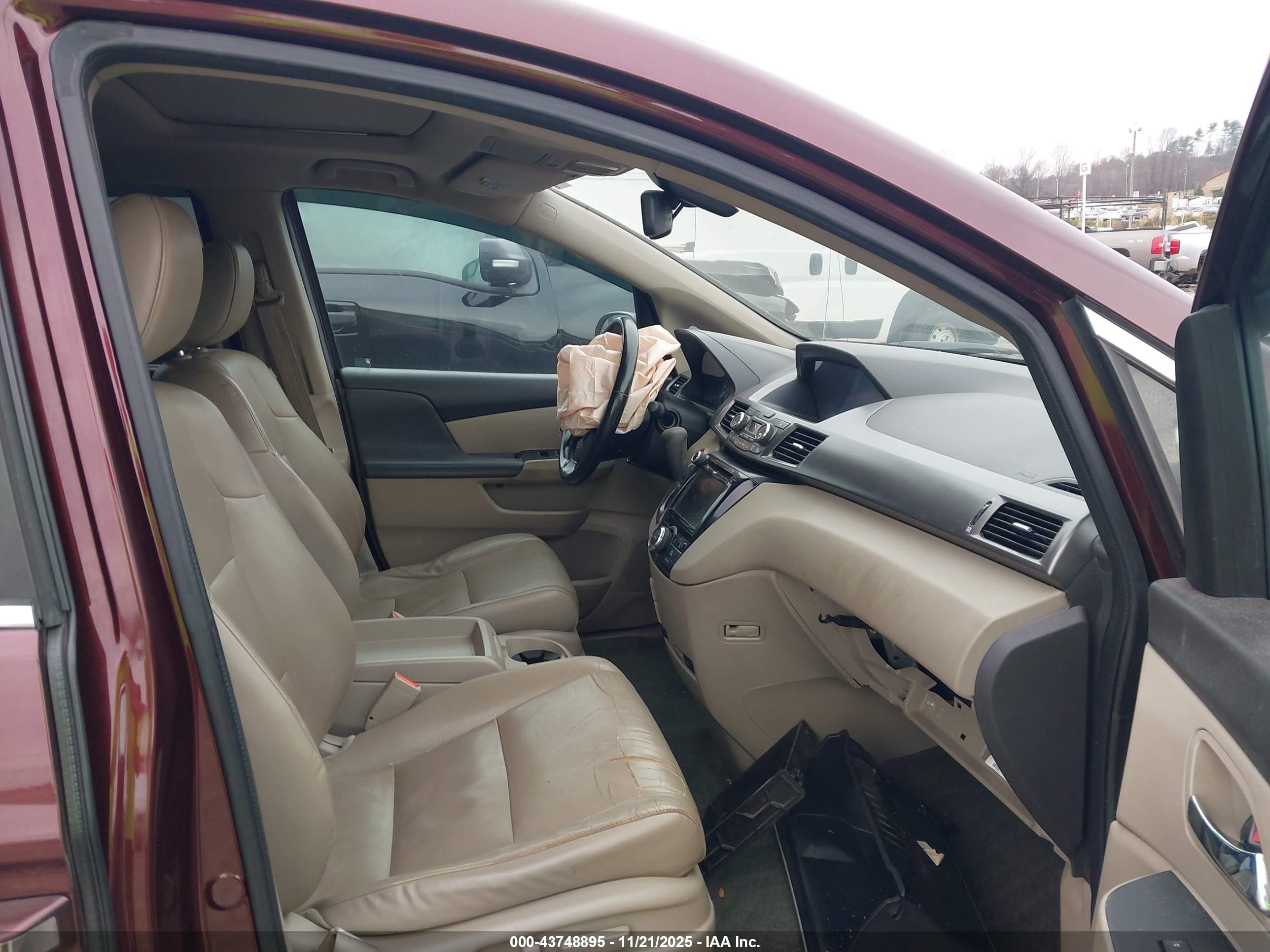 HONDA ODYSSEY image 5