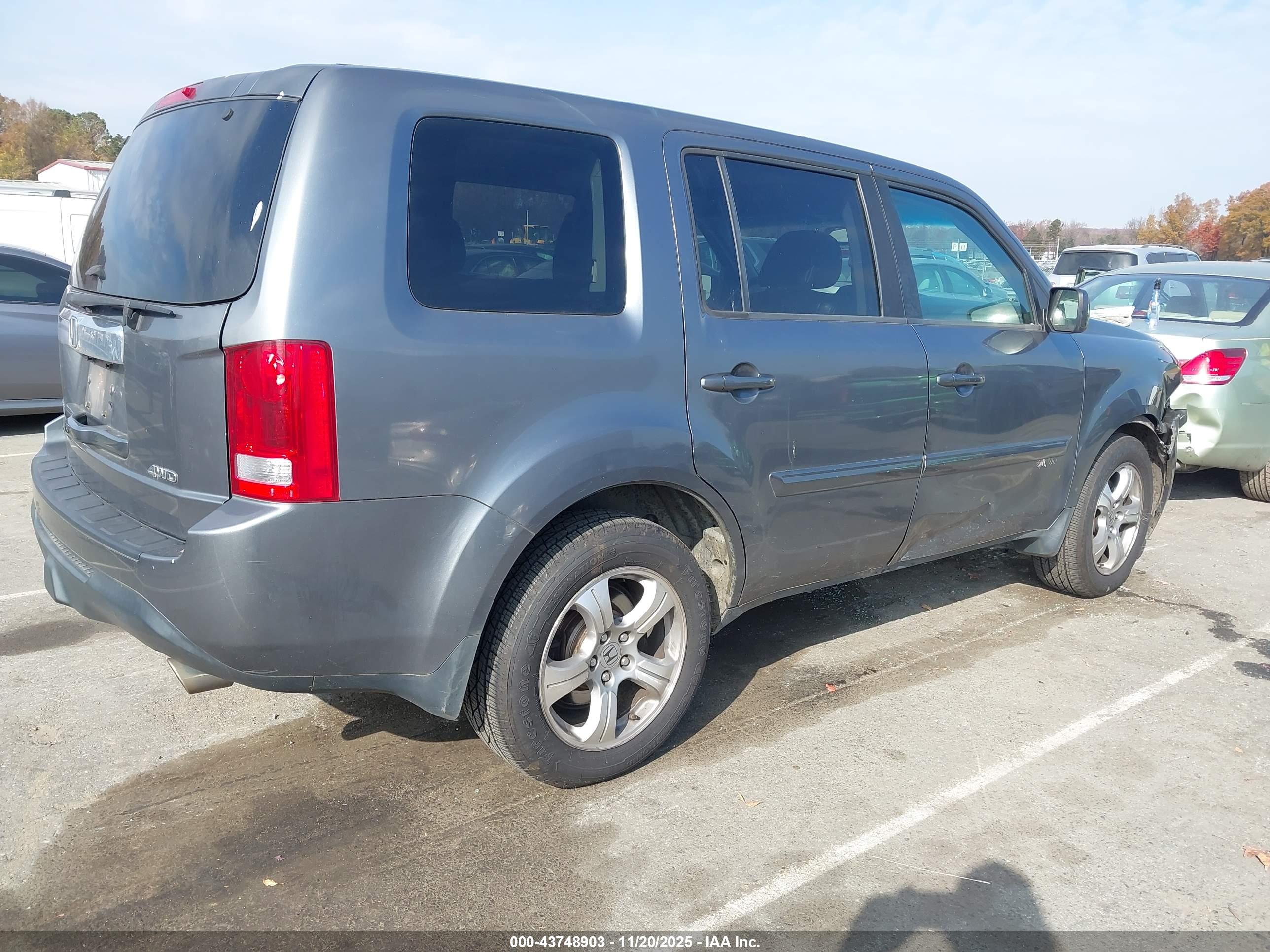 HONDA PILOT image 4
