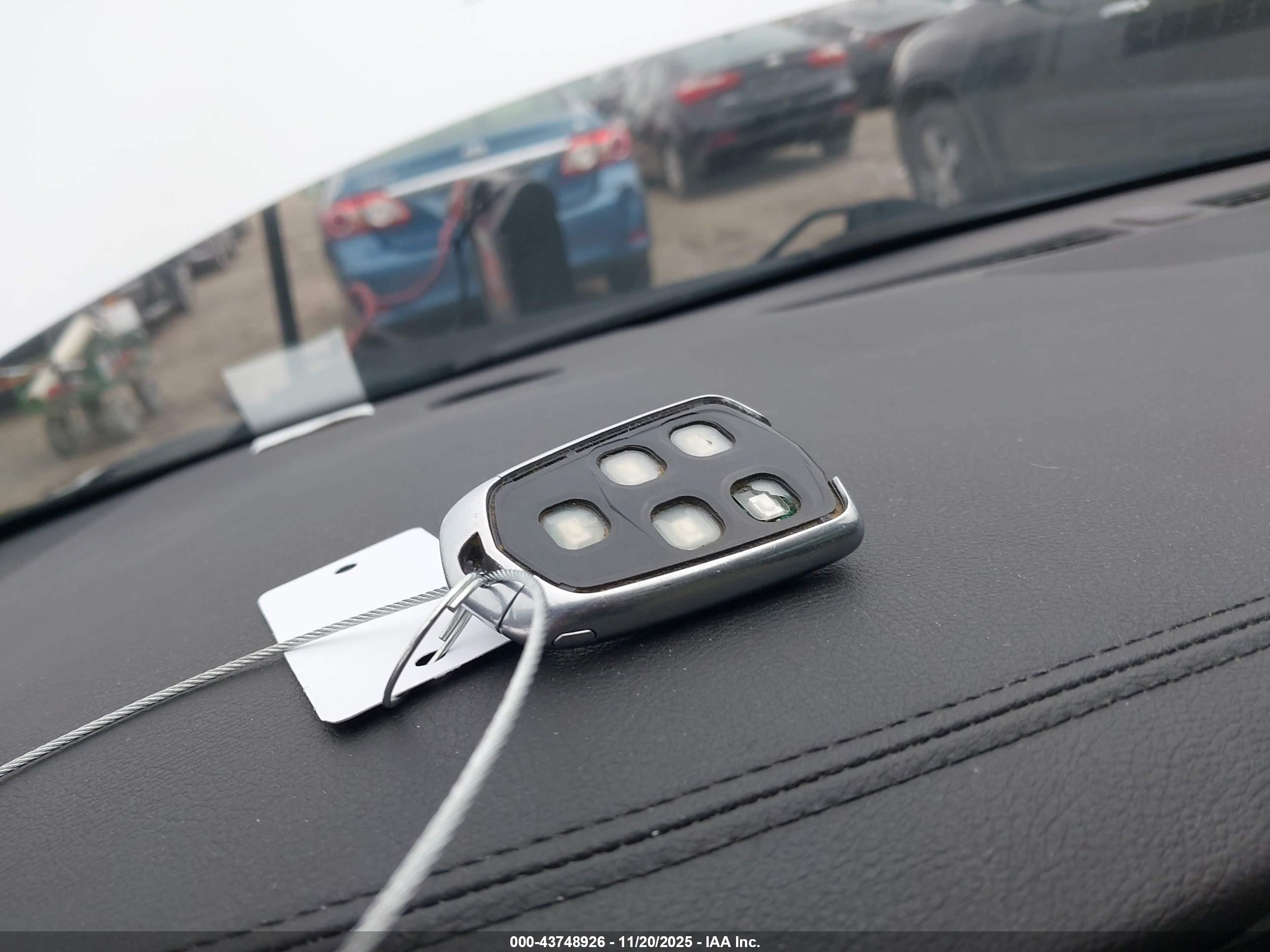 CADILLAC XT5 image 11