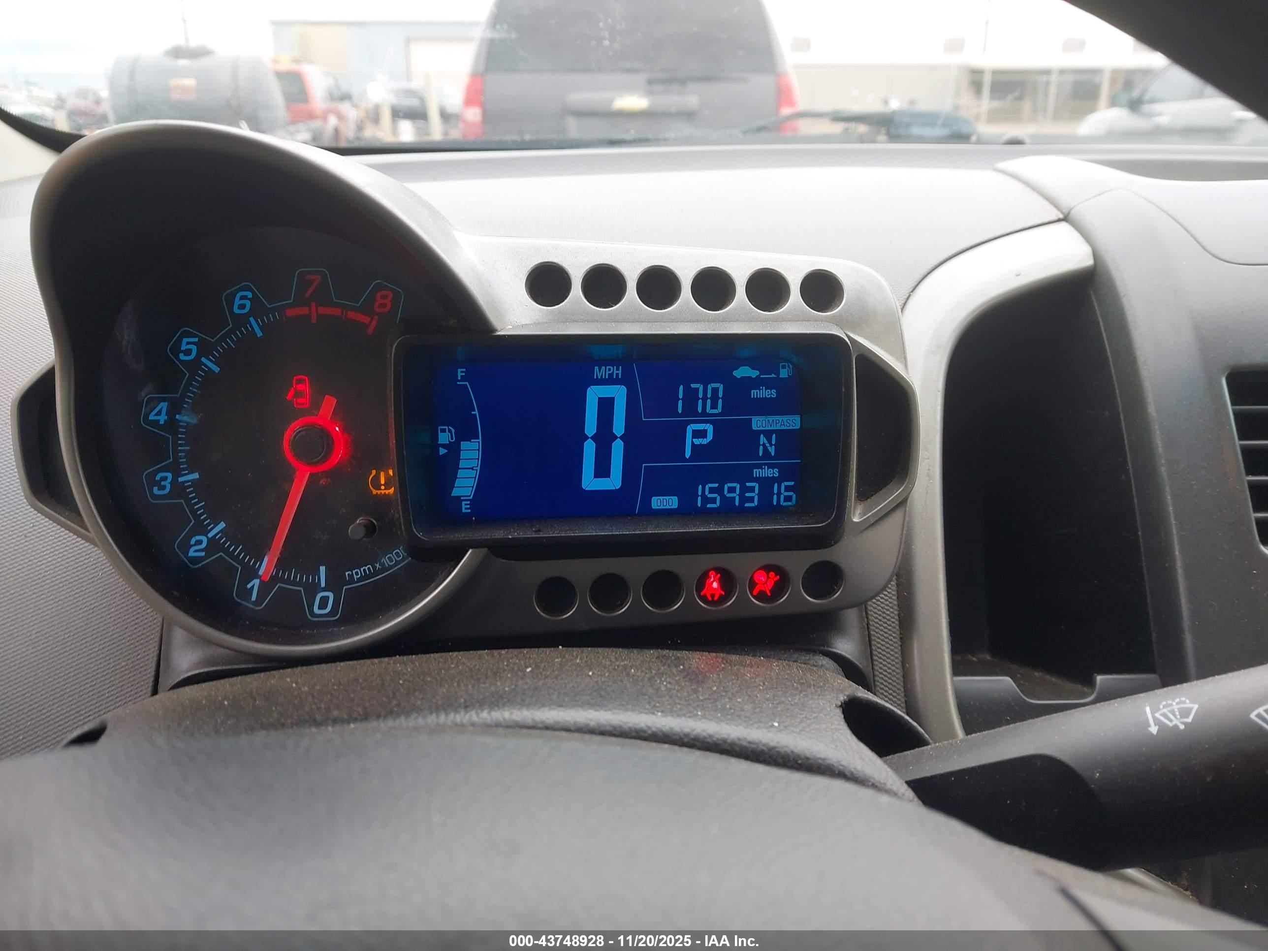 CHEVROLET SONIC image 7