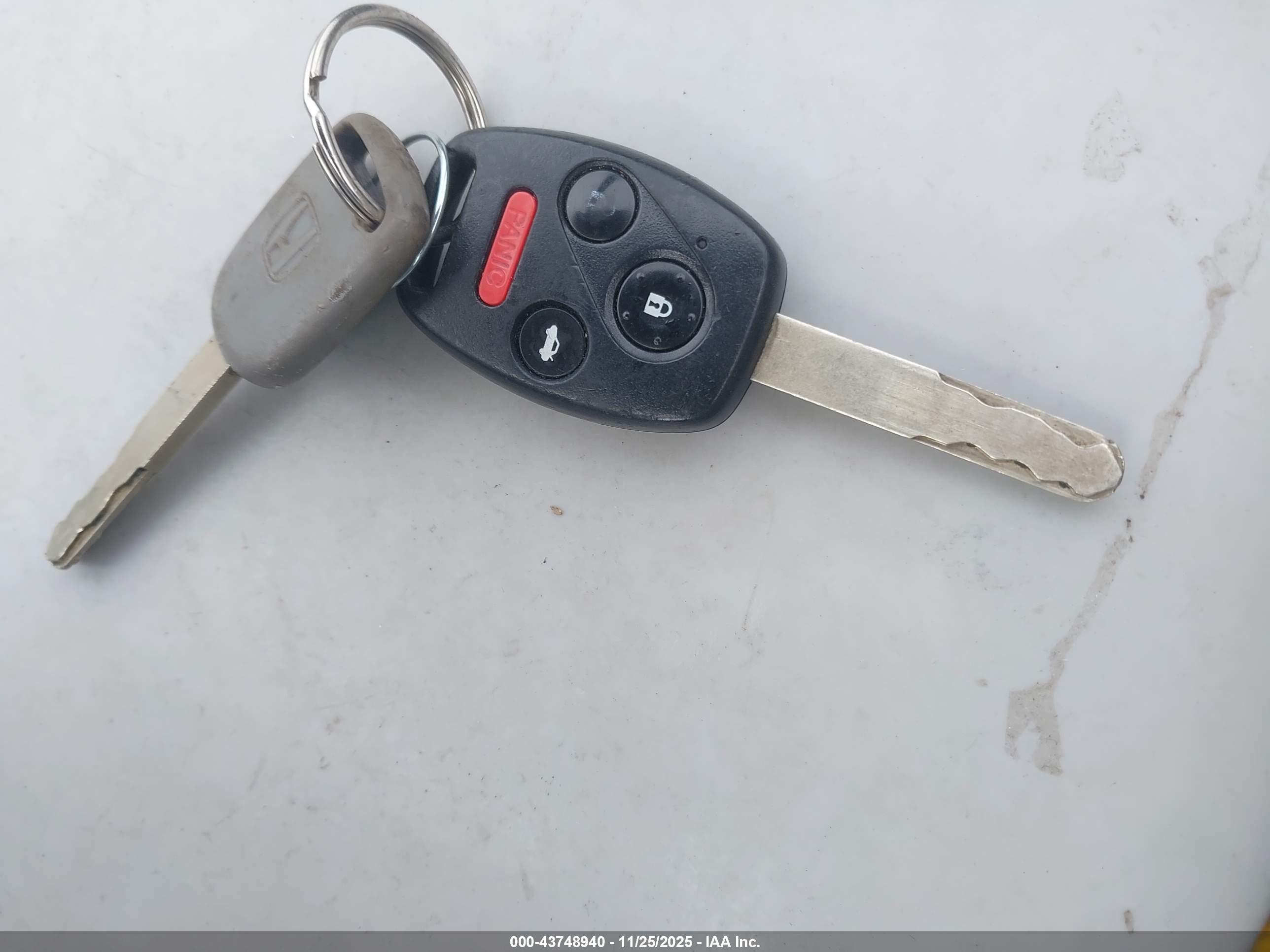 HONDA CIVIC image 11