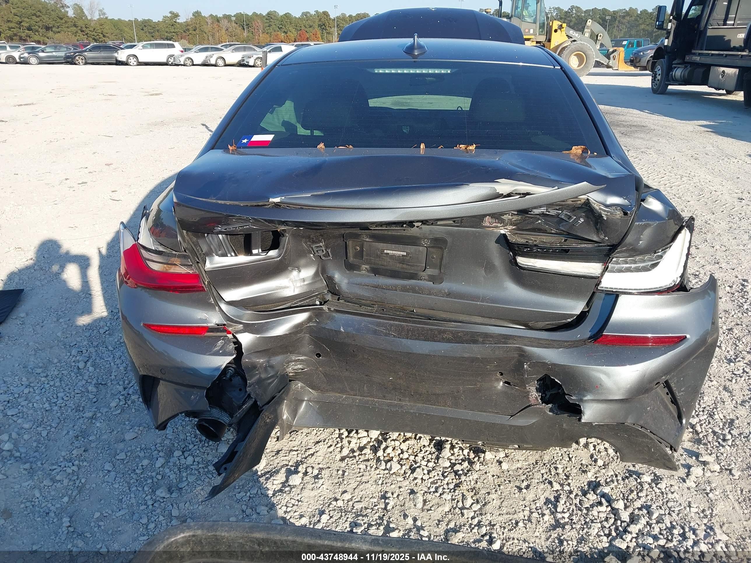 BMW 330I image 6