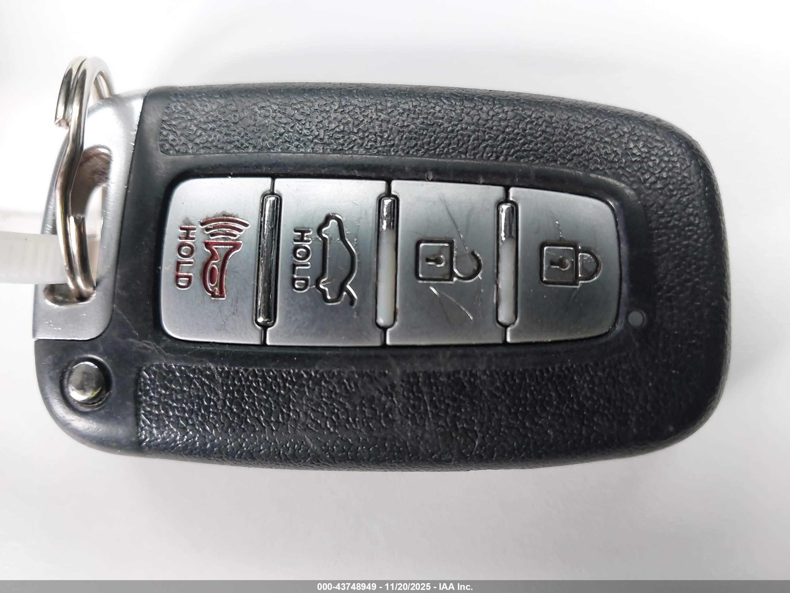 HYUNDAI EQUUS image 11