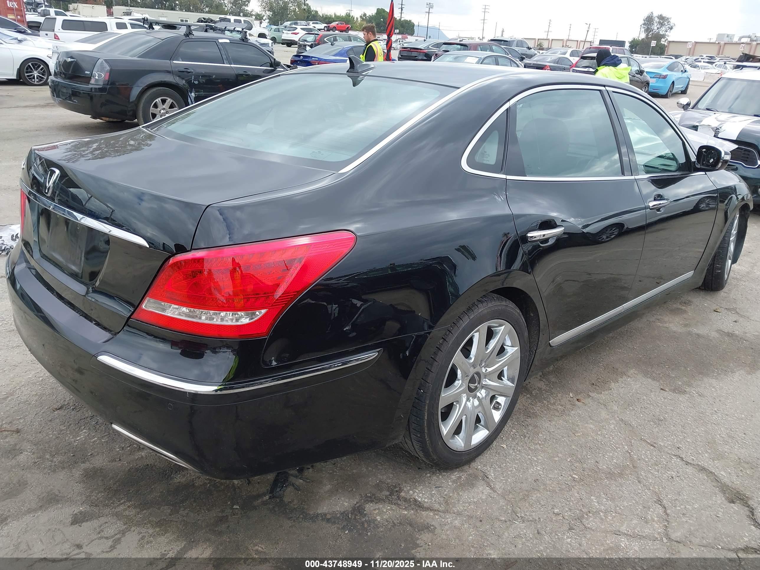 HYUNDAI EQUUS image 4