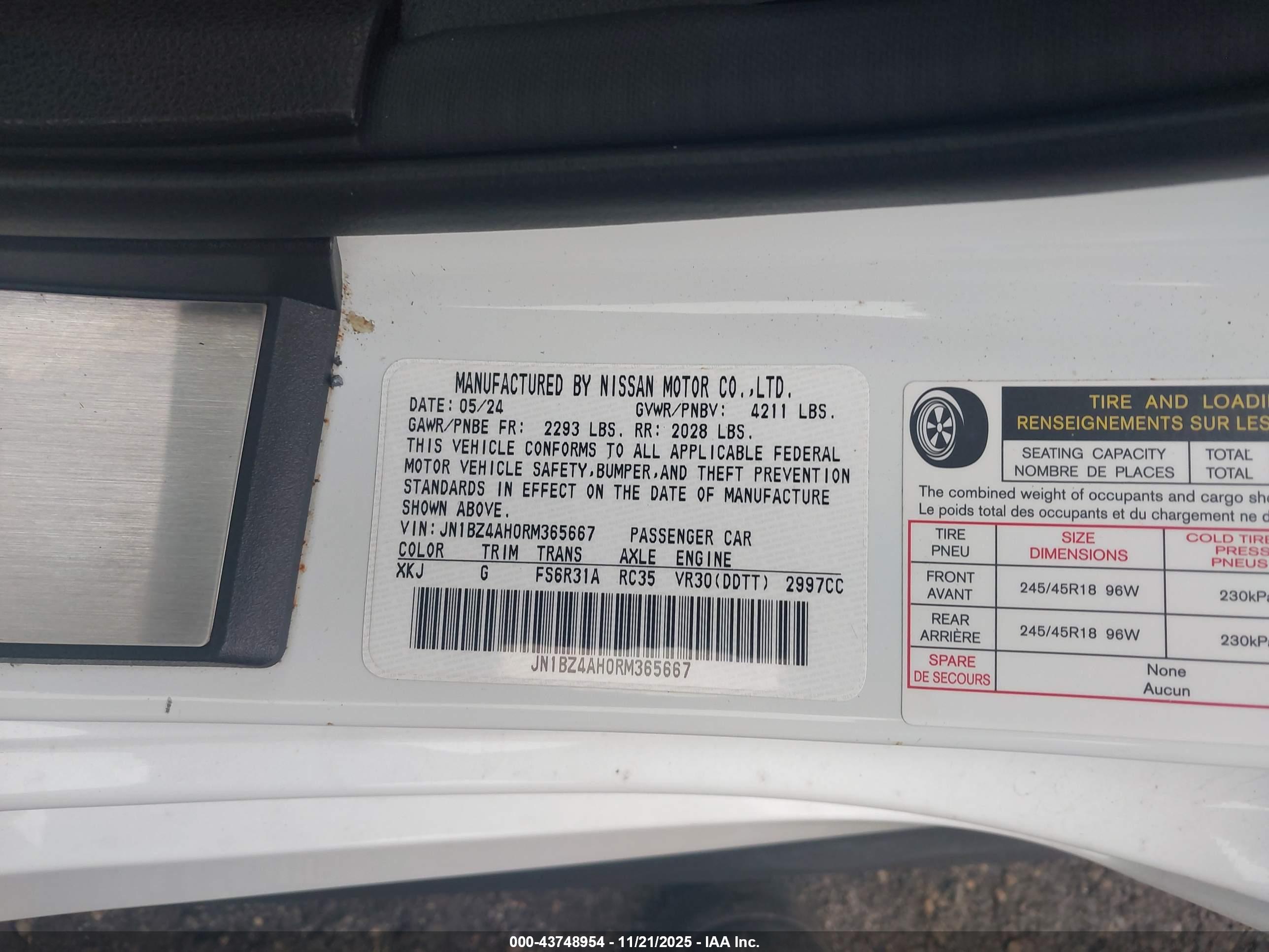 NISSAN Z image 9