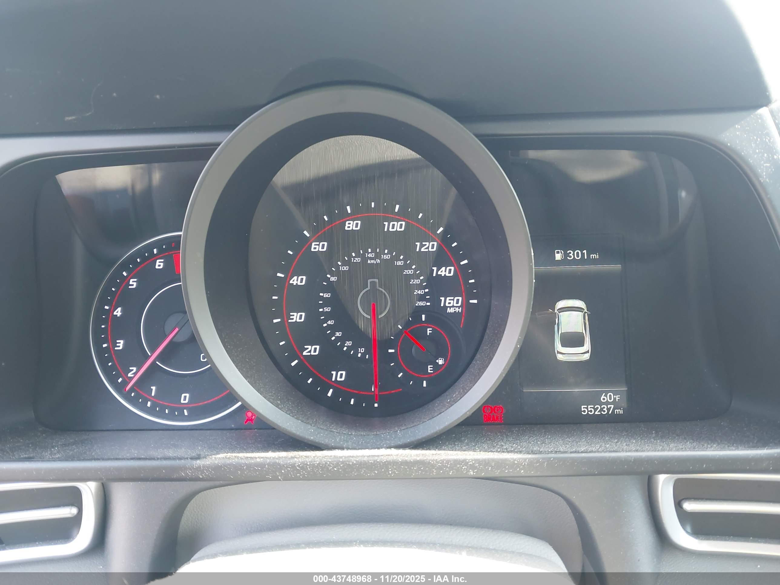 HYUNDAI ELANTRA image 7