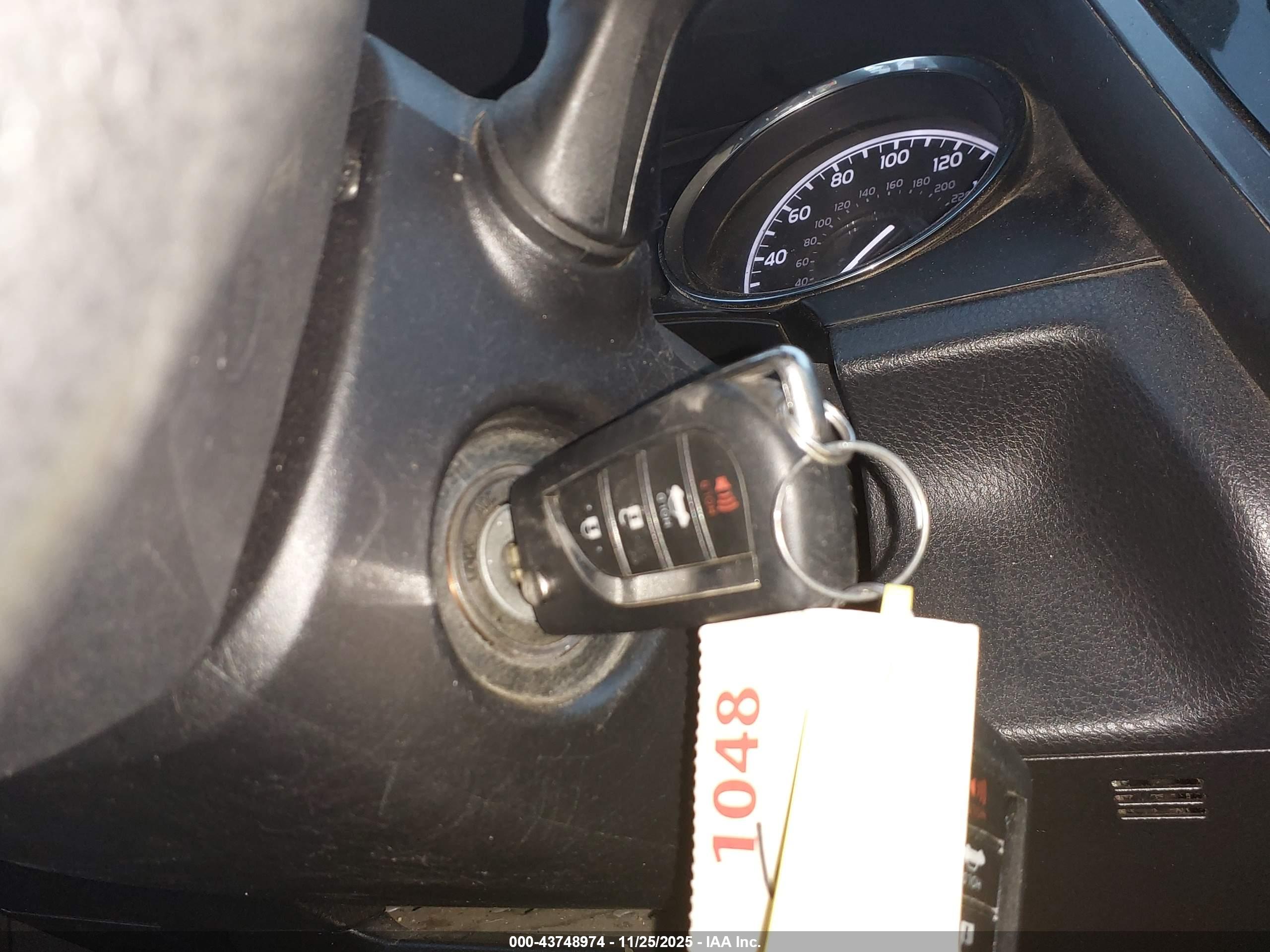 TOYOTA CAMRY image 11