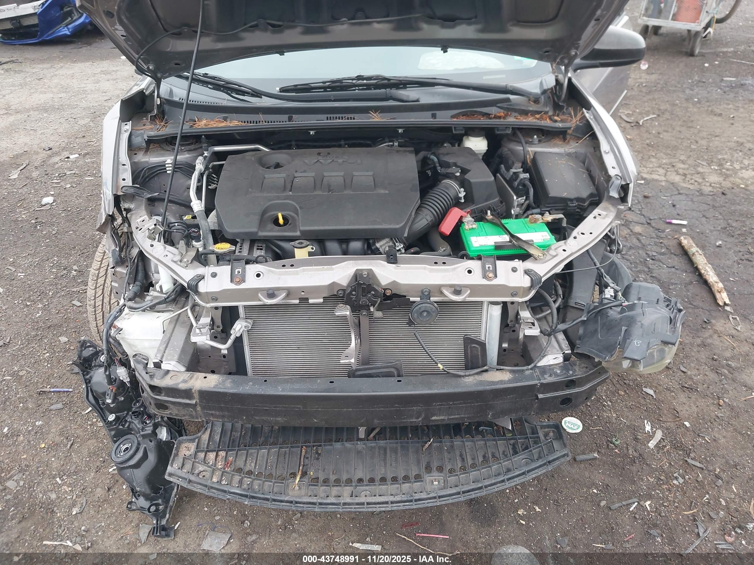 TOYOTA COROLLA image 10