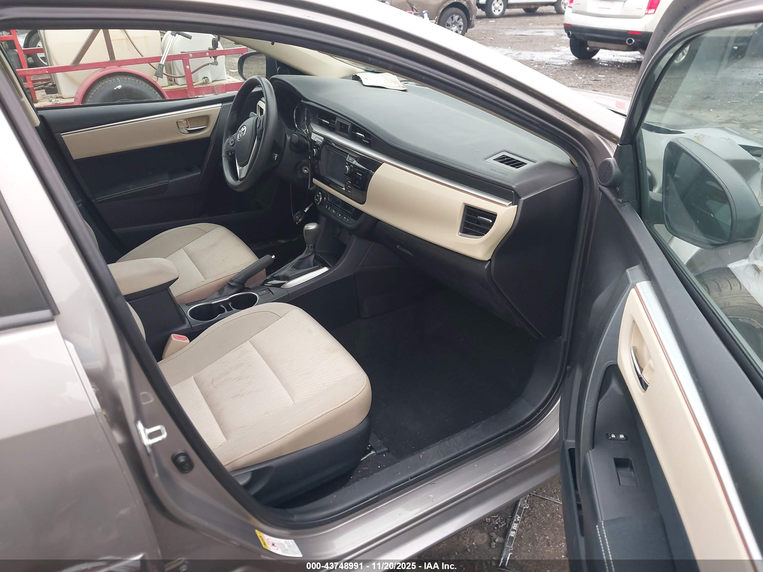 TOYOTA COROLLA image 5