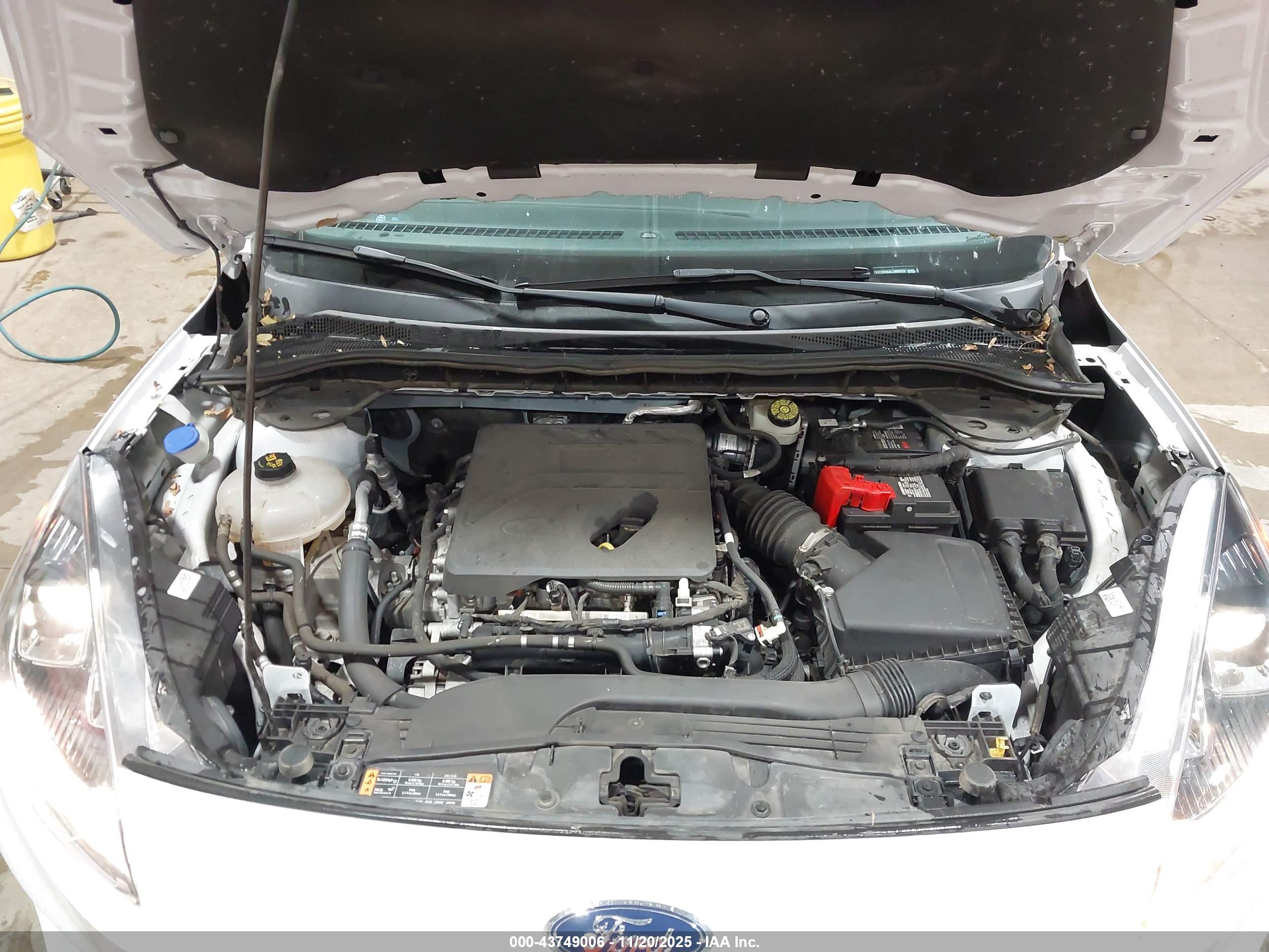 FORD ESCAPE image 10