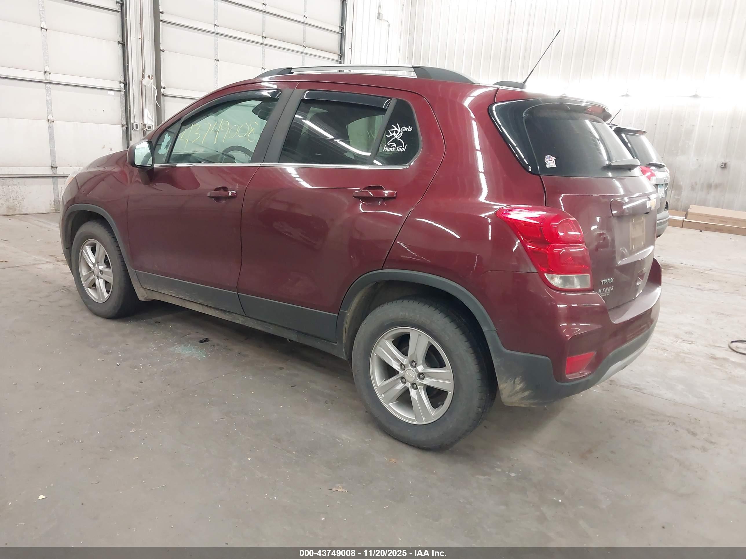 CHEVROLET TRAX image 3