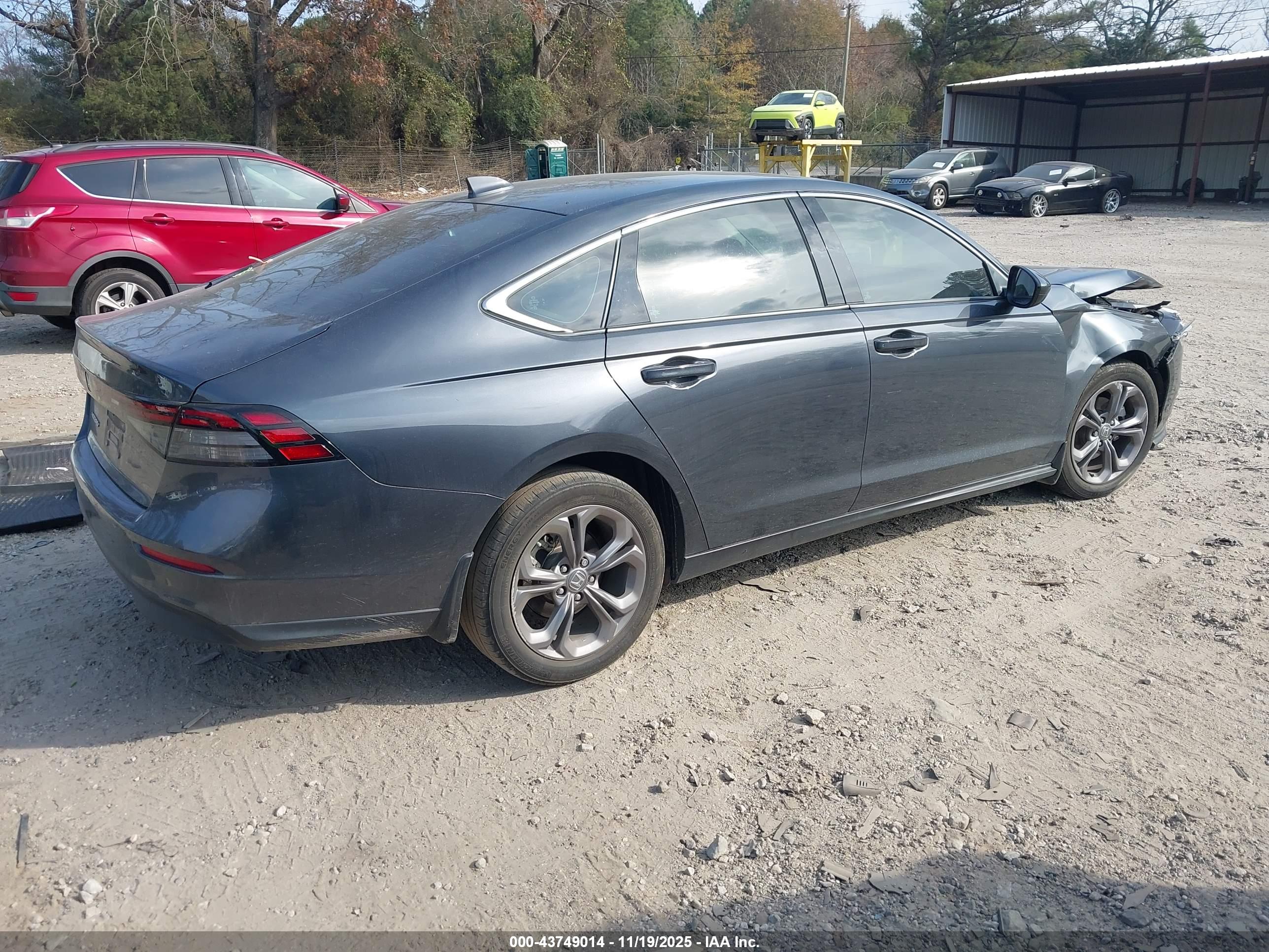 HONDA ACCORD image 4