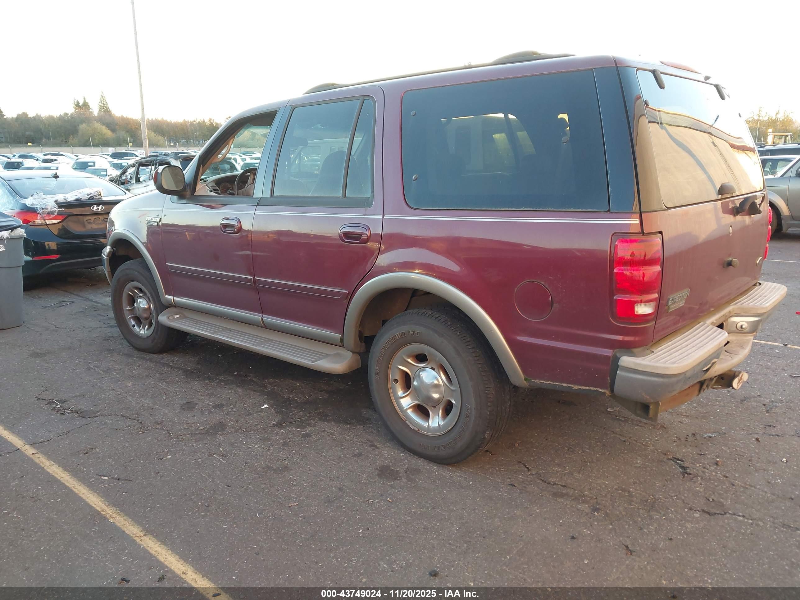 FORD EXPEDITION image 3