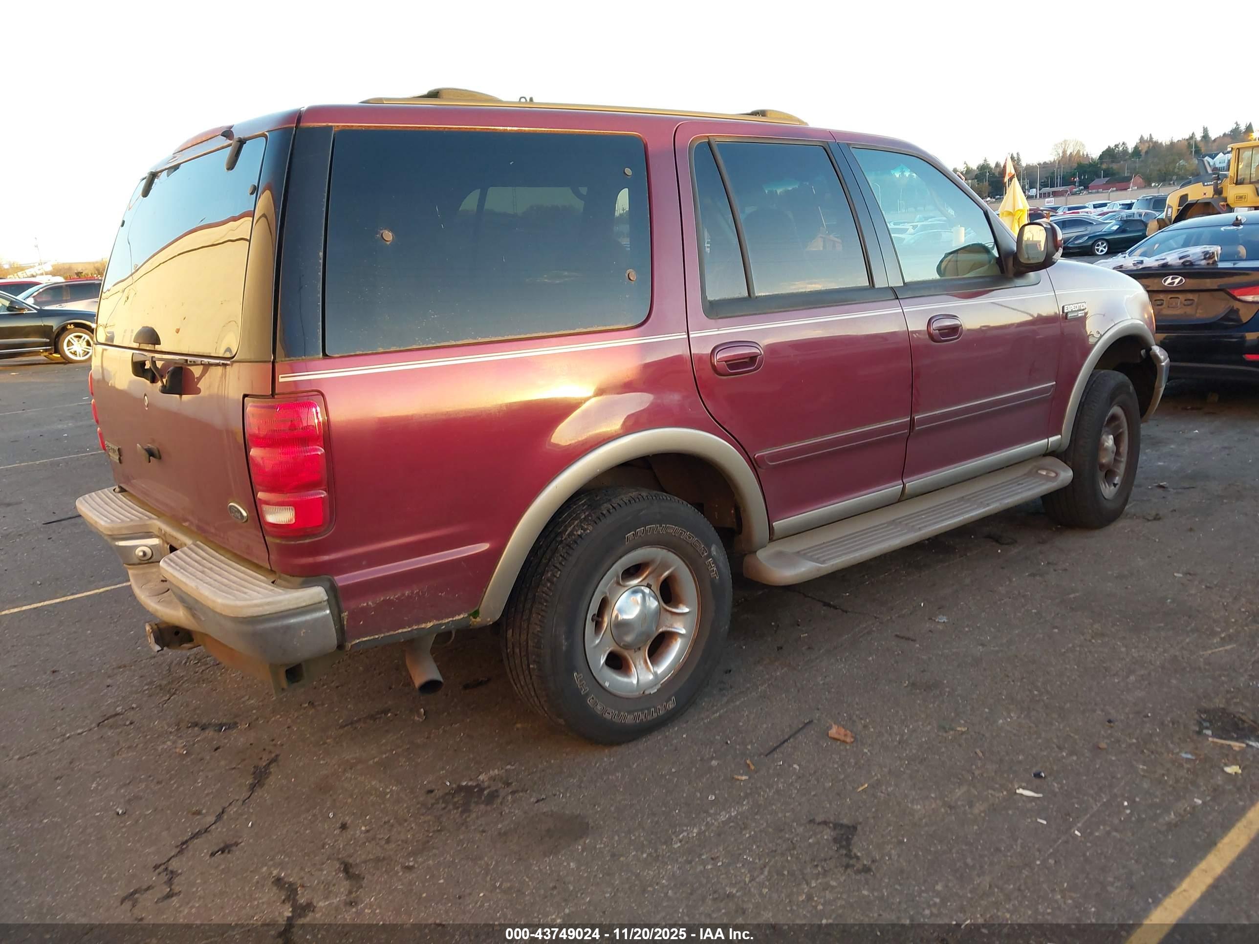 FORD EXPEDITION image 4