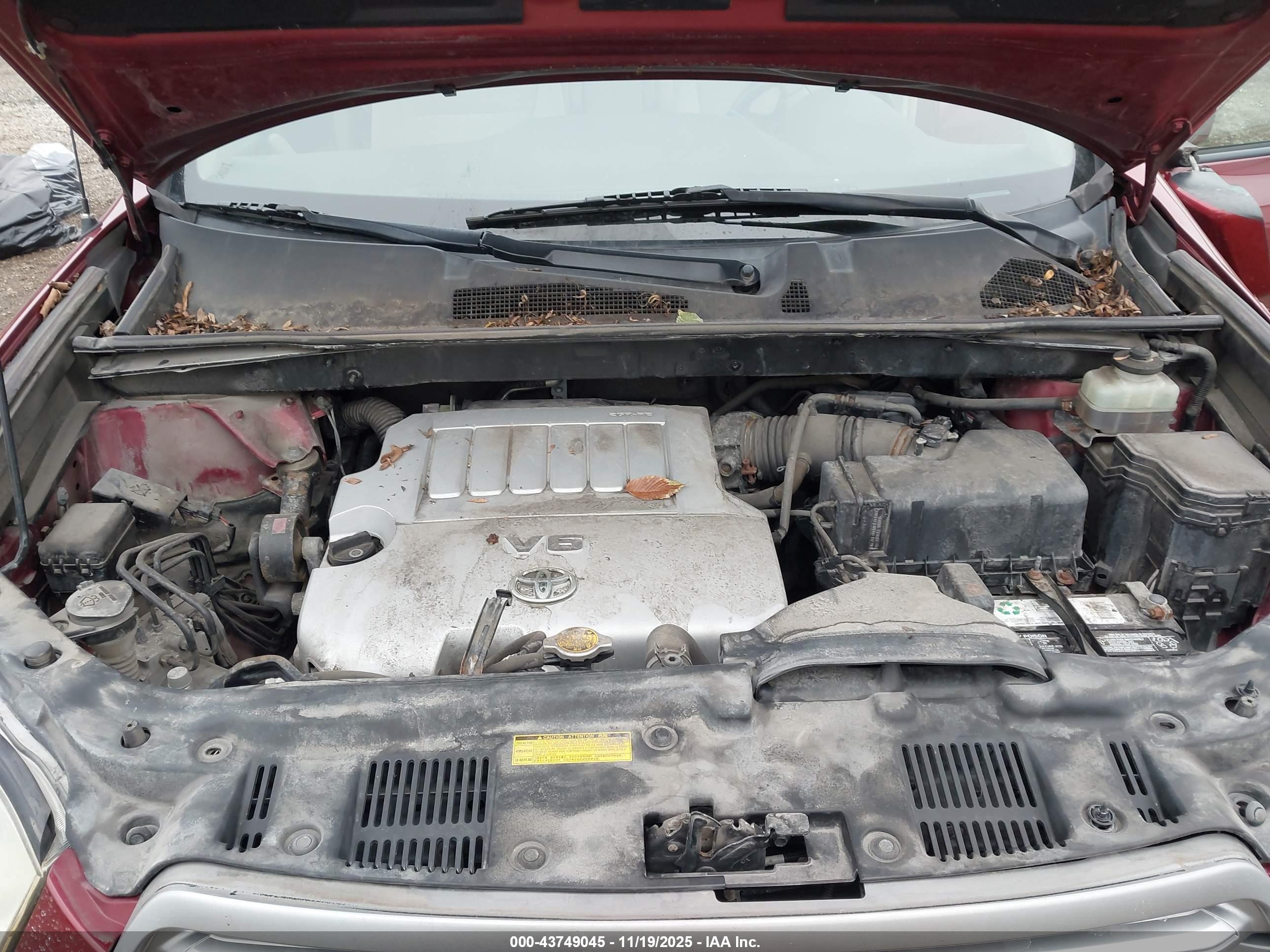 TOYOTA HIGHLANDER image 10