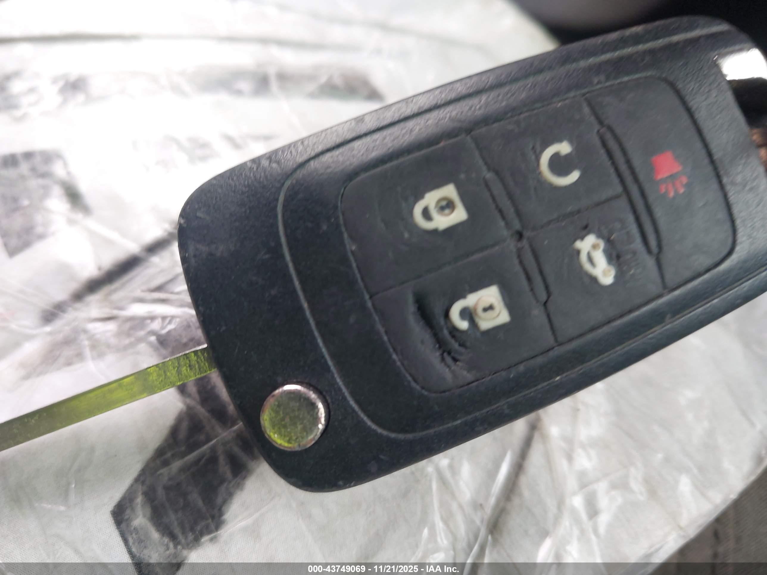 BUICK VERANO image 11