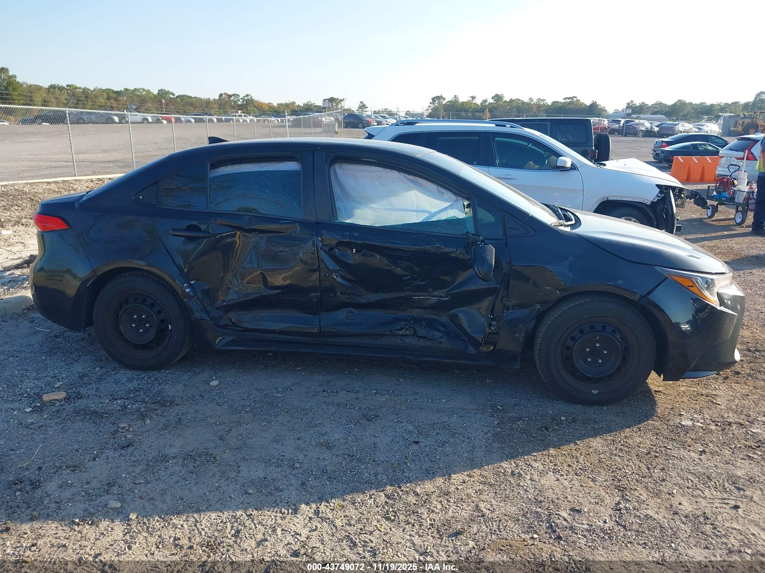 TOYOTA COROLLA image 6