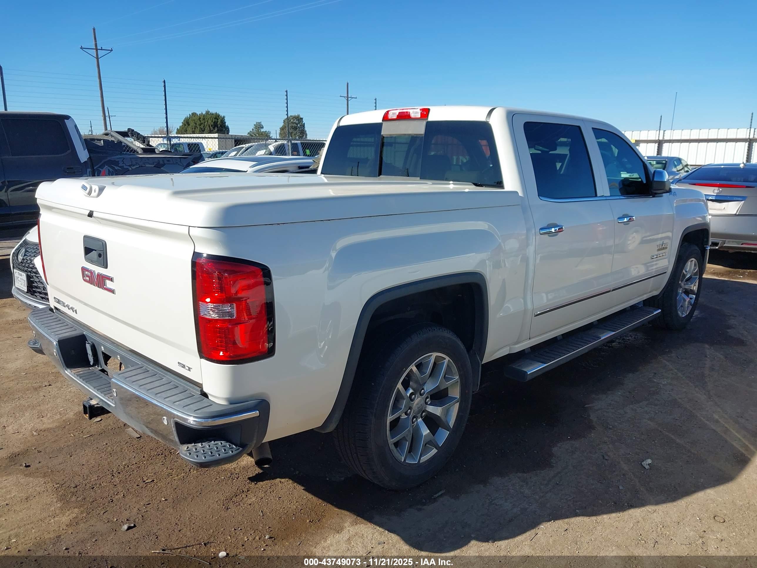 GMC SIERRA image 4