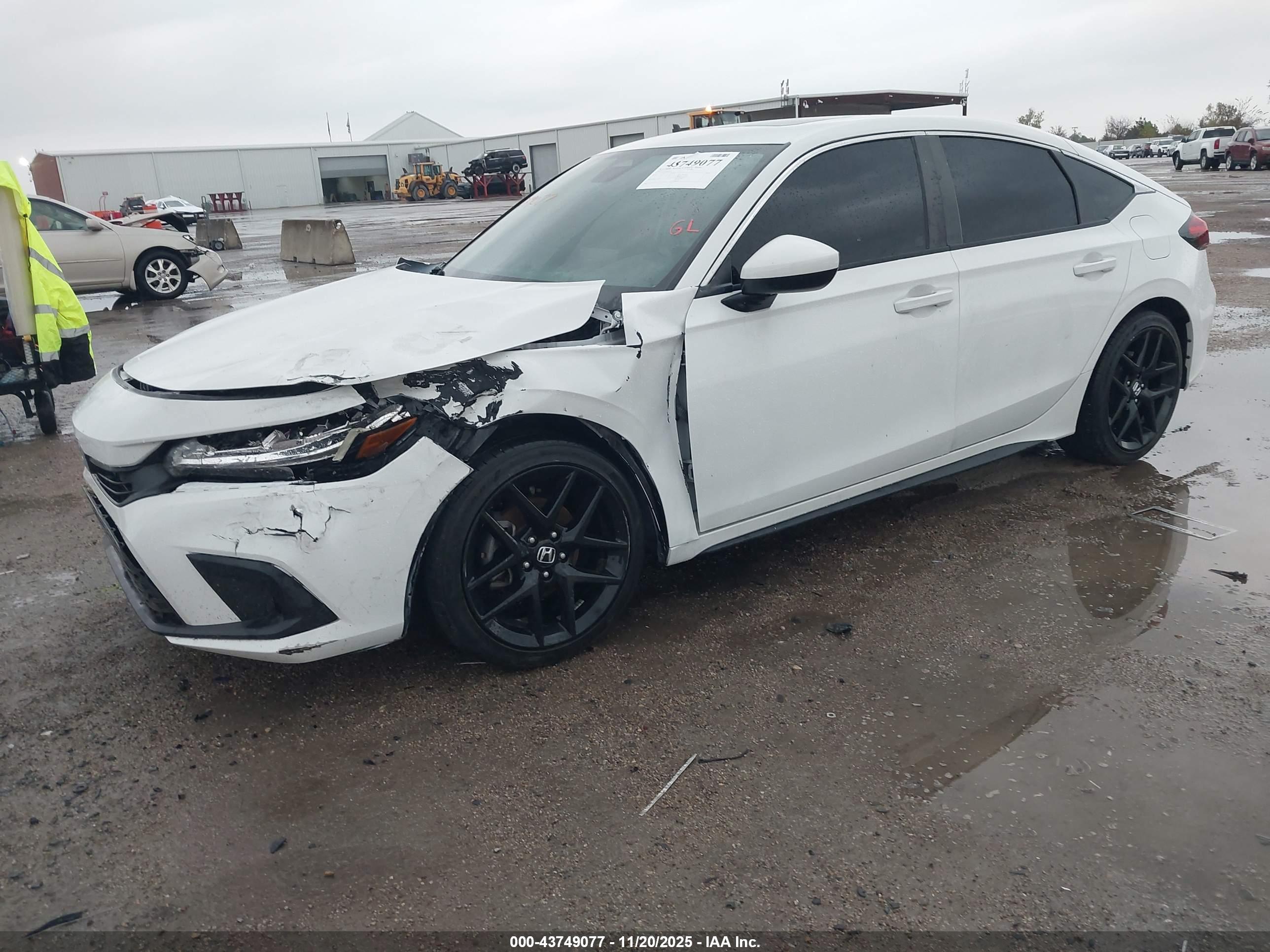 HONDA CIVIC image 2