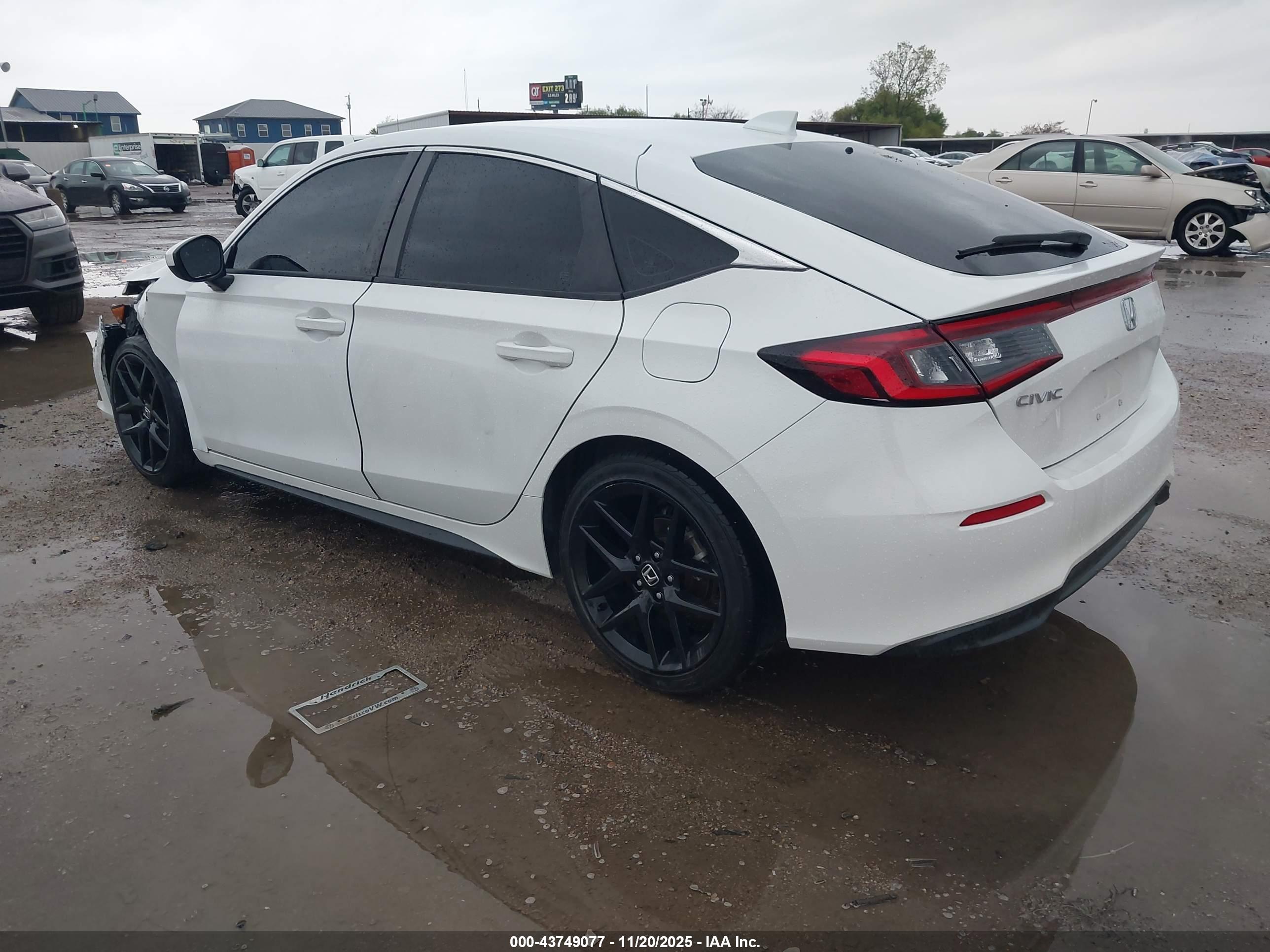 HONDA CIVIC image 3