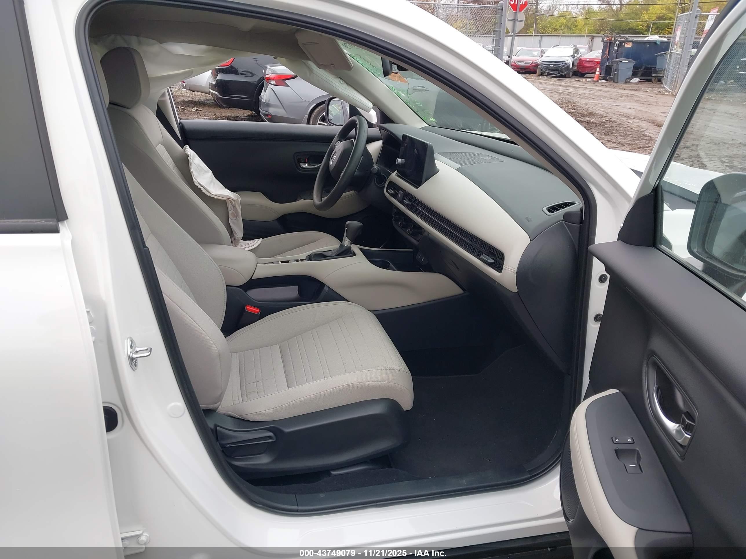 HONDA HR-V image 5