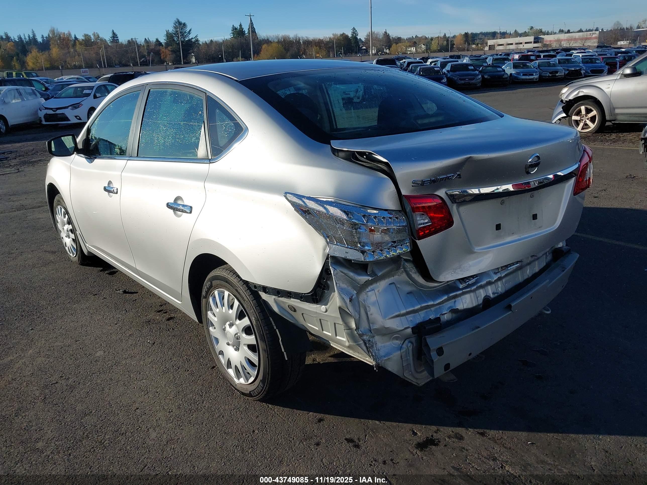 NISSAN SENTRA image 3