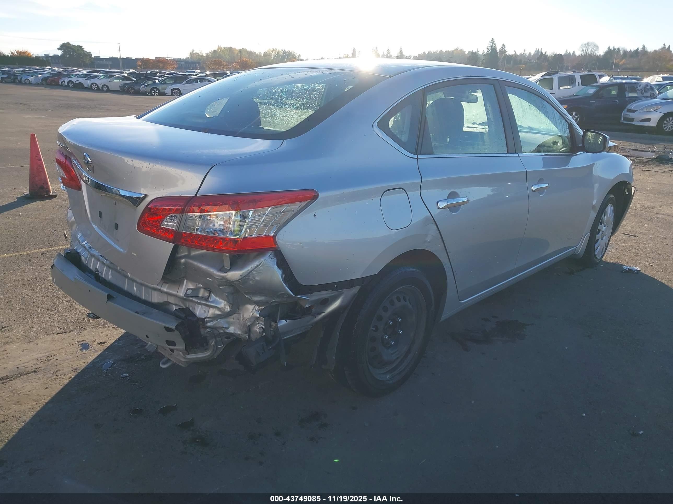 NISSAN SENTRA image 4
