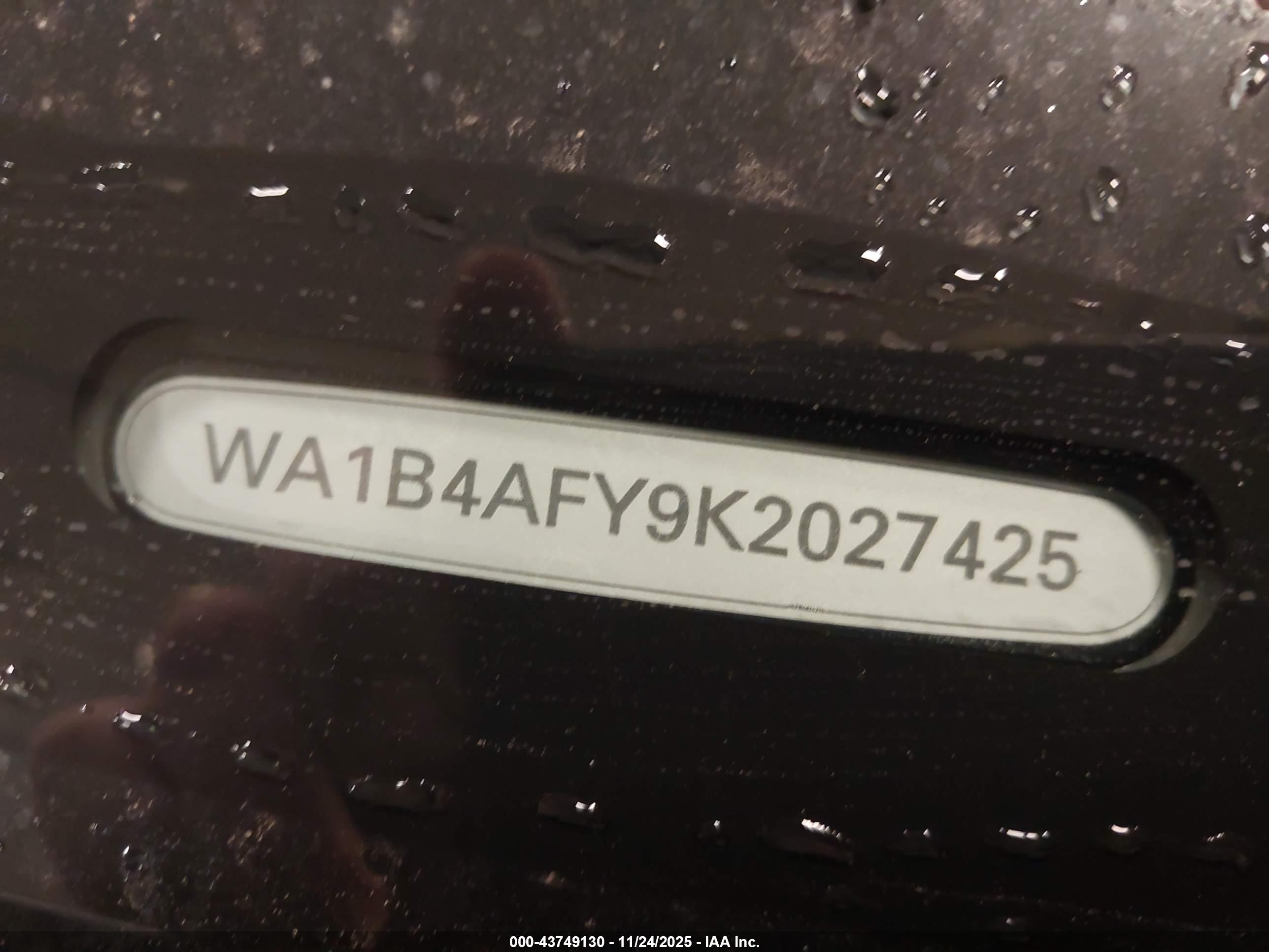 AUDI SQ5 image 9