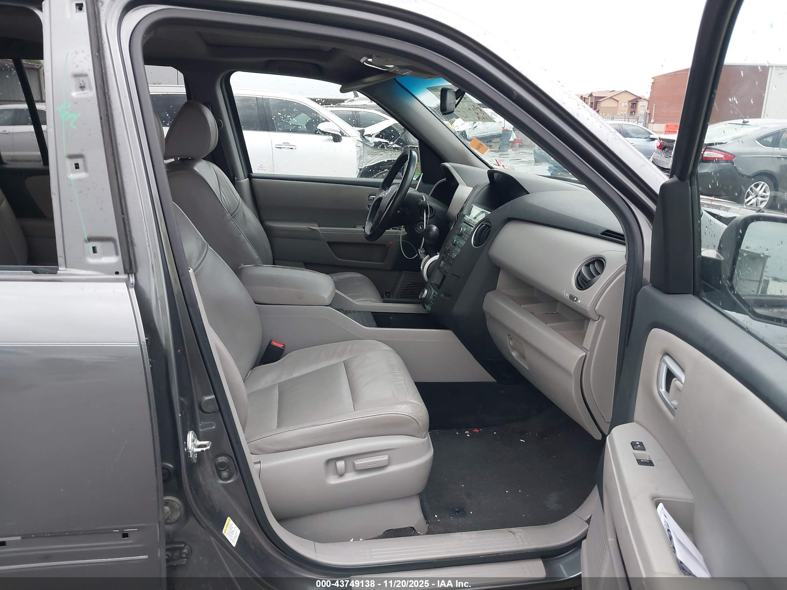 HONDA PILOT image 5