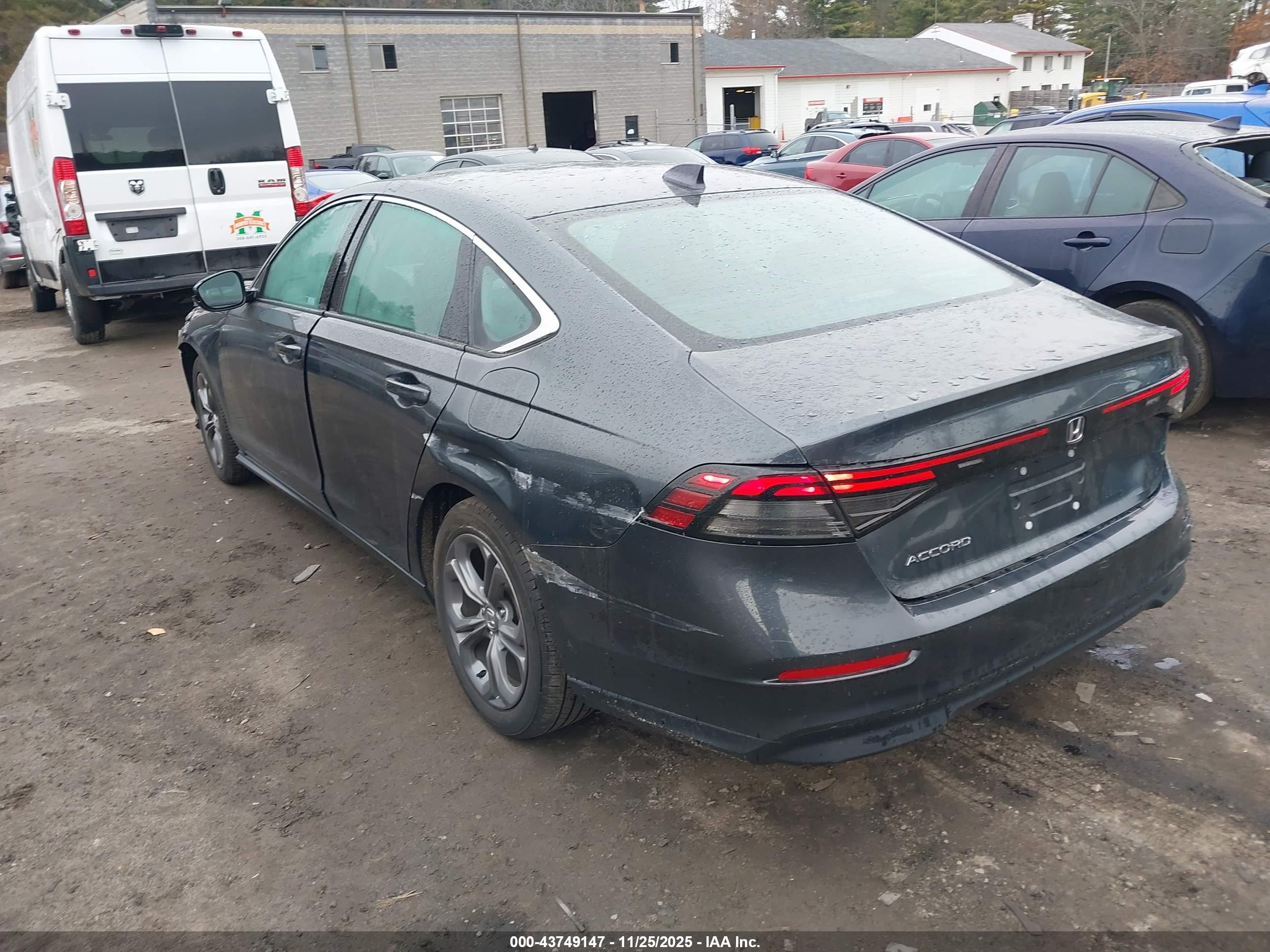 HONDA ACCORD image 3