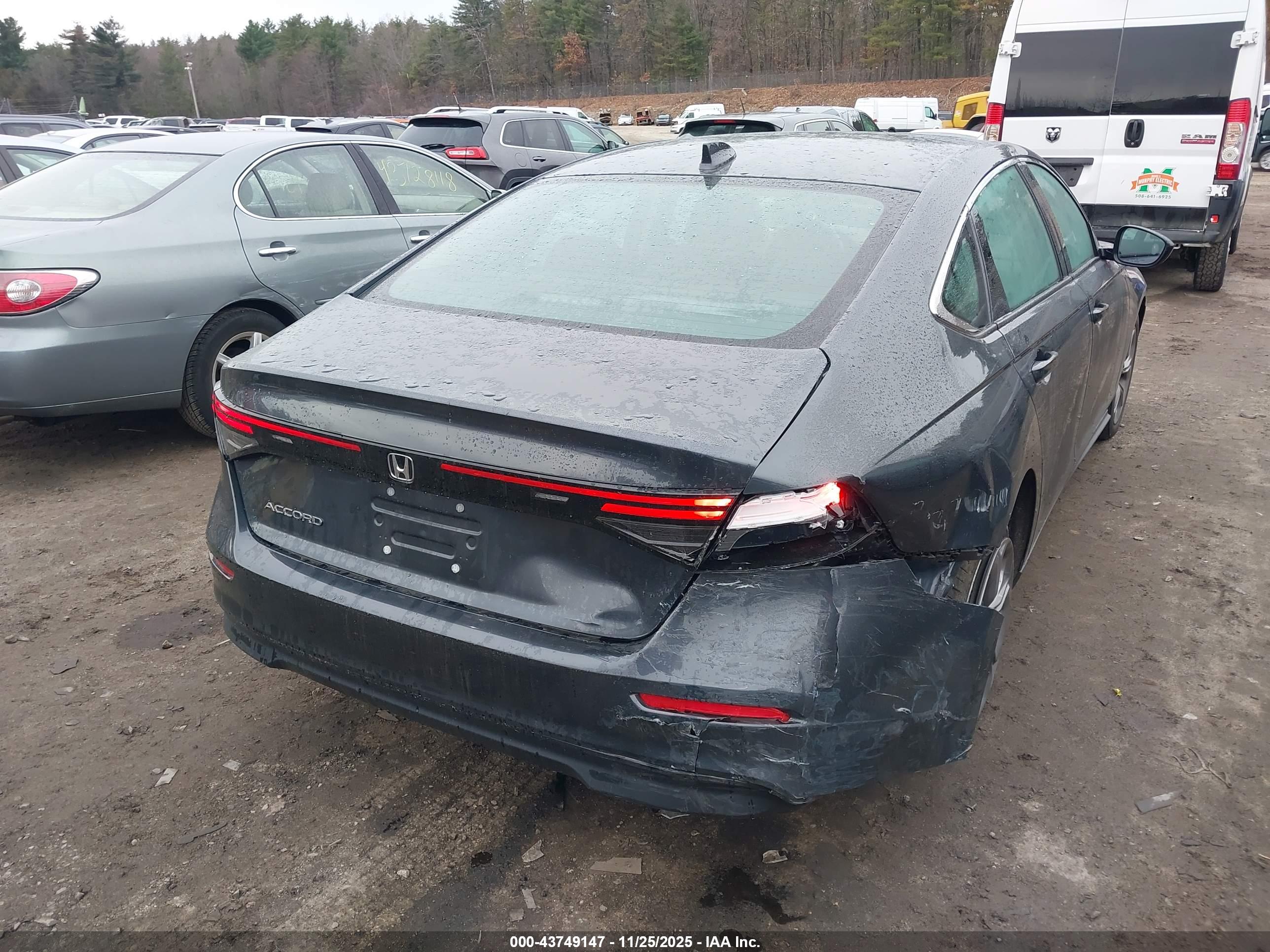 HONDA ACCORD image 4