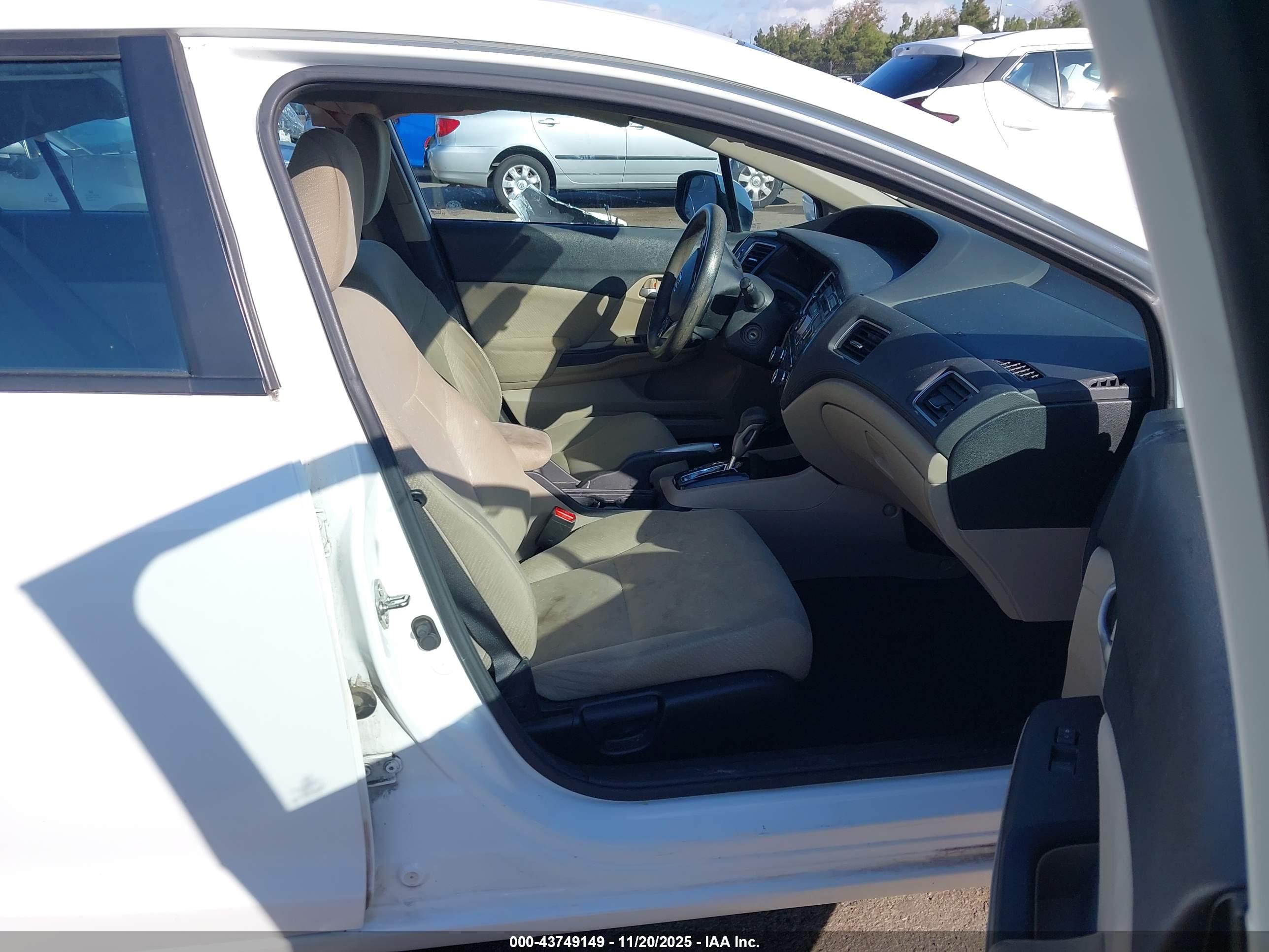 HONDA CIVIC image 5