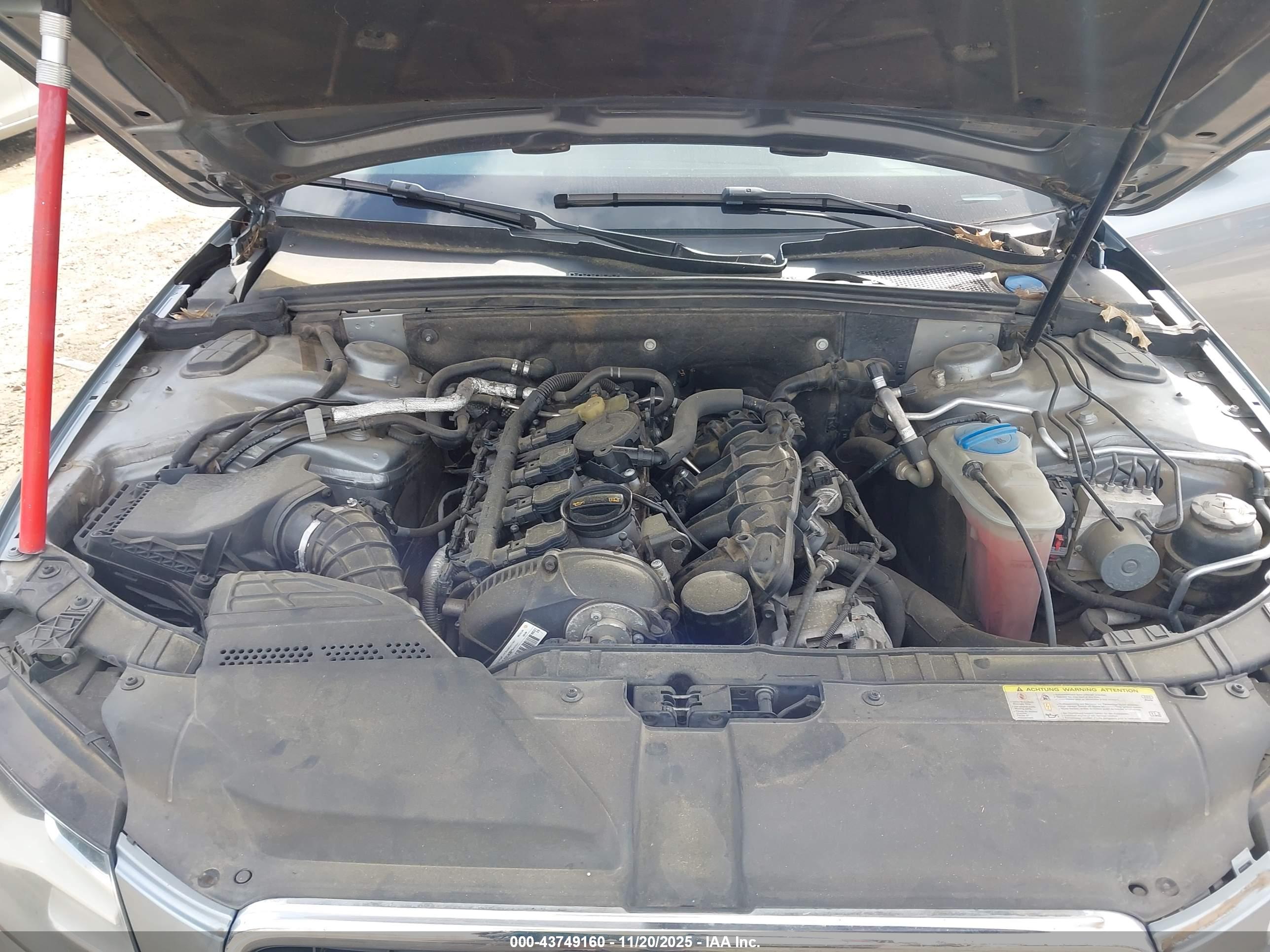 AUDI A4 image 10